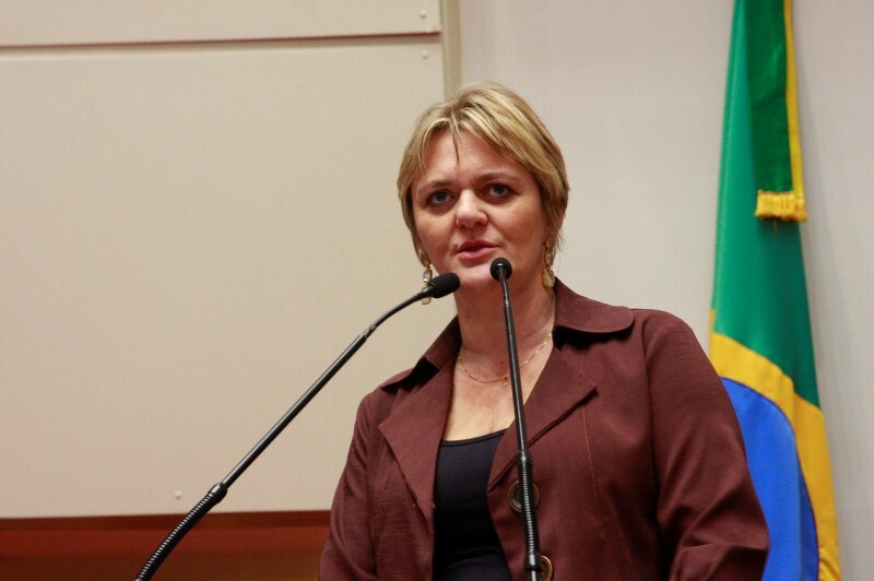 Deputada Luciane discute desaparecimento de pessoas em Joinville
