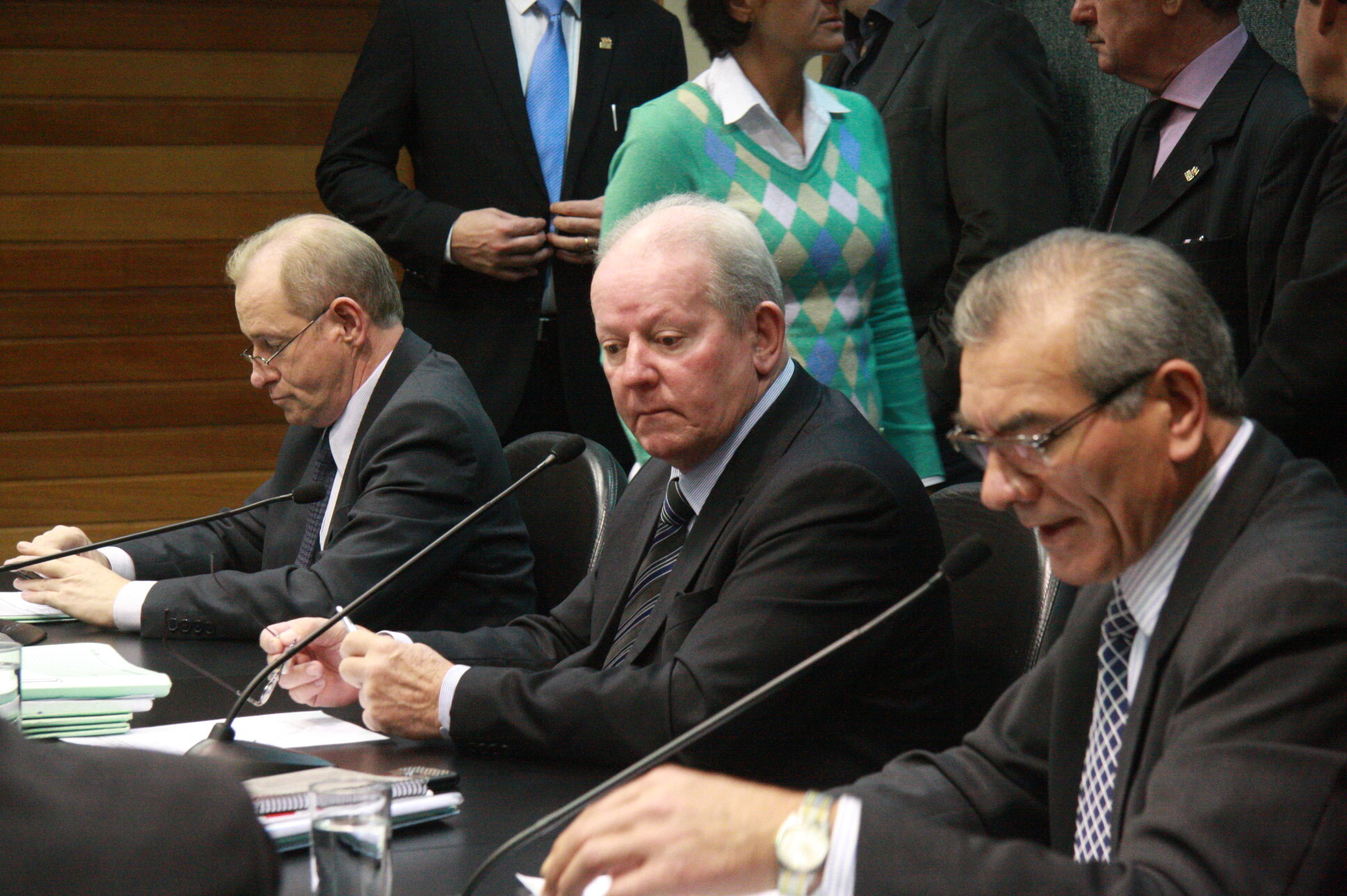 CCJ aprova criação de mais 60 cargos de Defensor Público Estadual