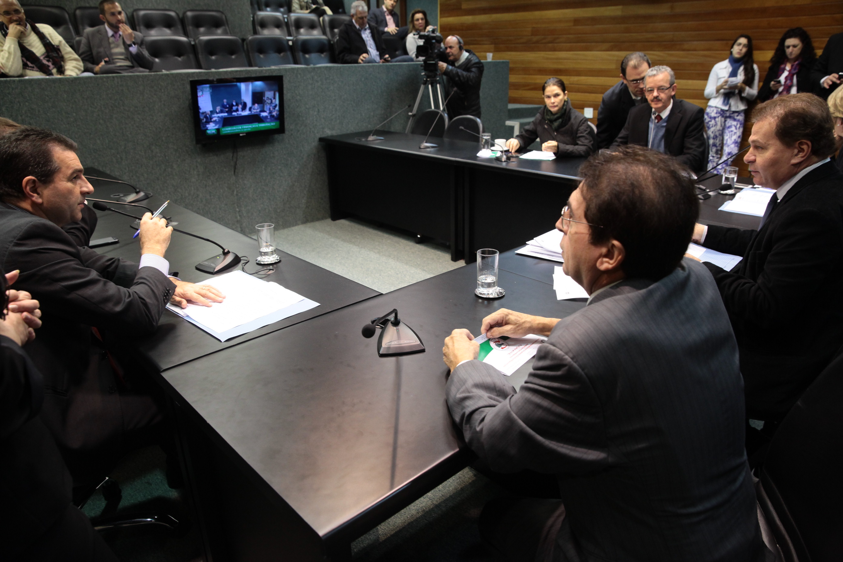 Reunião da Comissão de Finanças e Tributação. Foto: Miriam Zomer/Agência AL