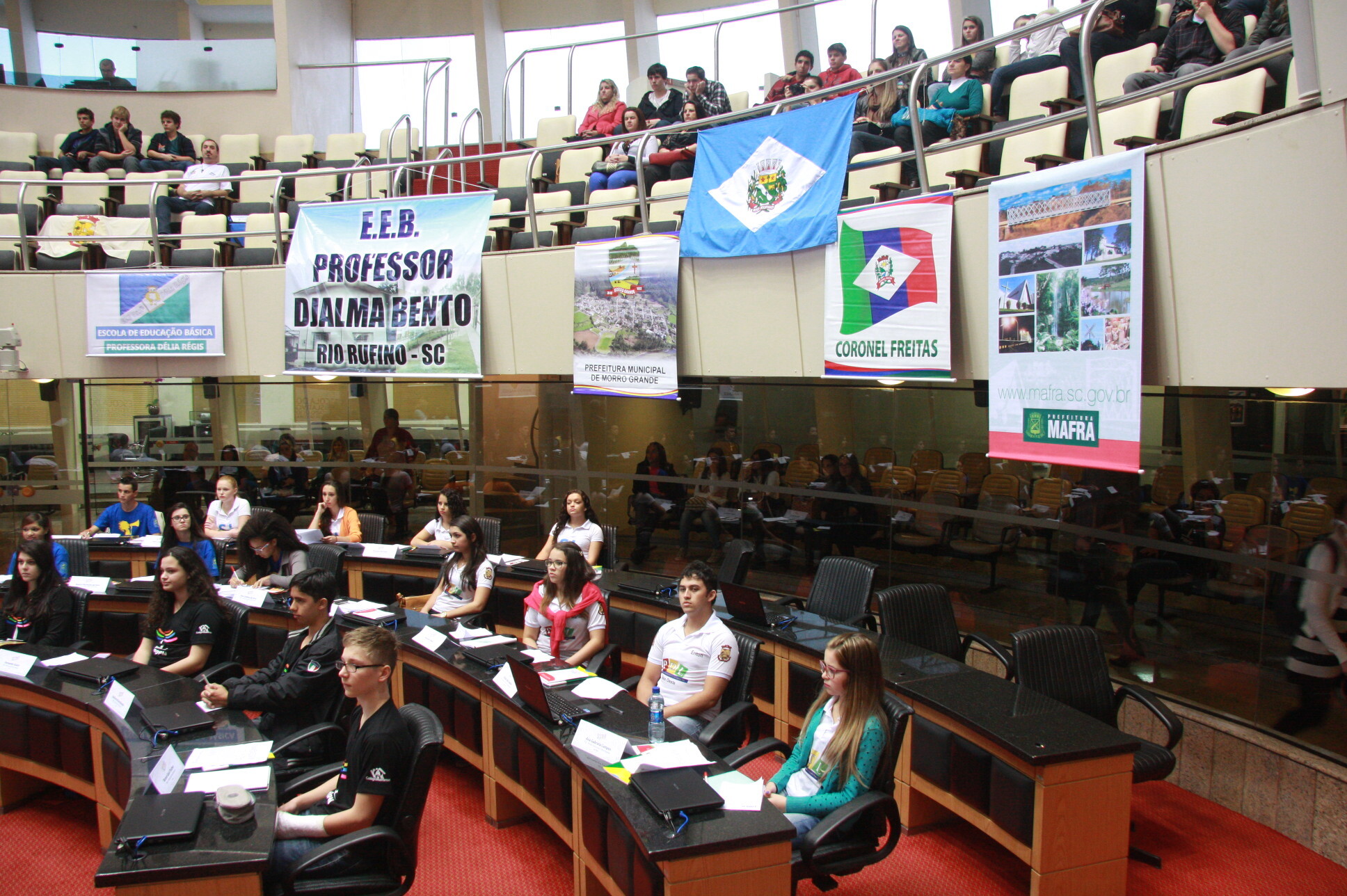 Parlamento Jovem Catarinense termina com aprovação de cinco projetos de lei