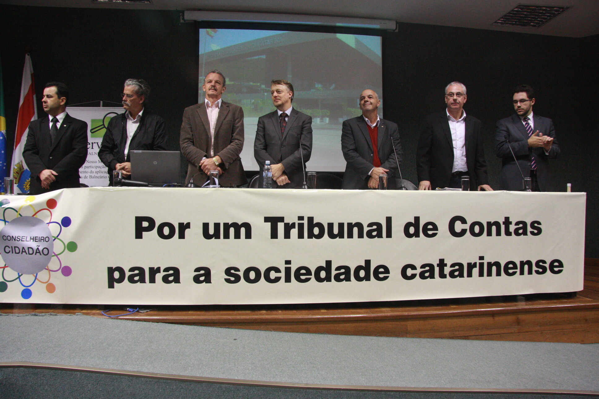 Campanha foi lançada na noite desta terça-feira, na Assembleia; PLC sobre o assunto já tramita na Casa. FOTO: Eduardo Guedes de Oliveira/Agência AL