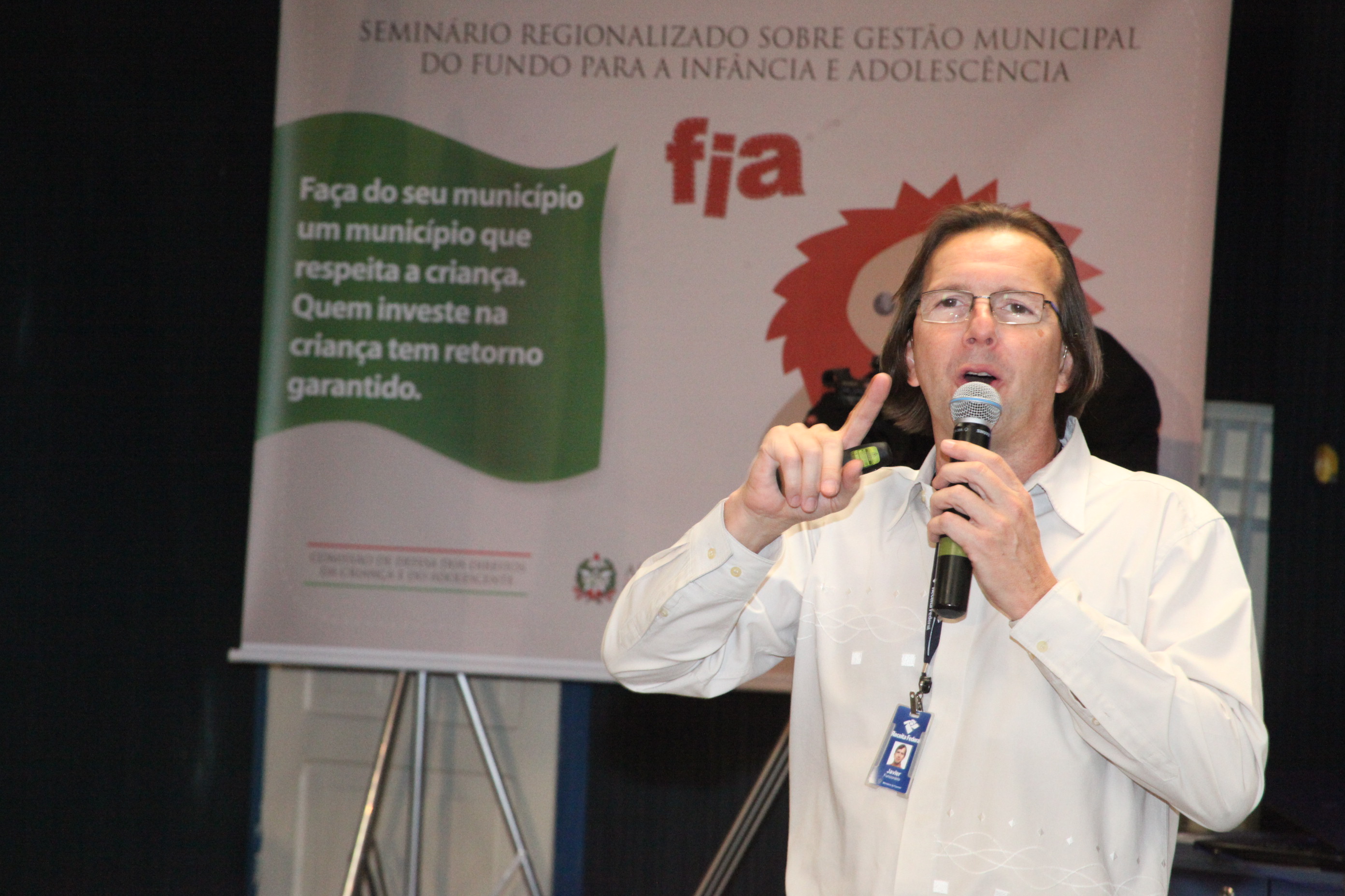 Javier Padilla - auditor fiscal da Receita Federal de Joinville. Seminário regionalizado sobre gestão municipal do FIA - Fundo para Infância e Adolescência. Foto: Fábio Queiroz / Agência AL