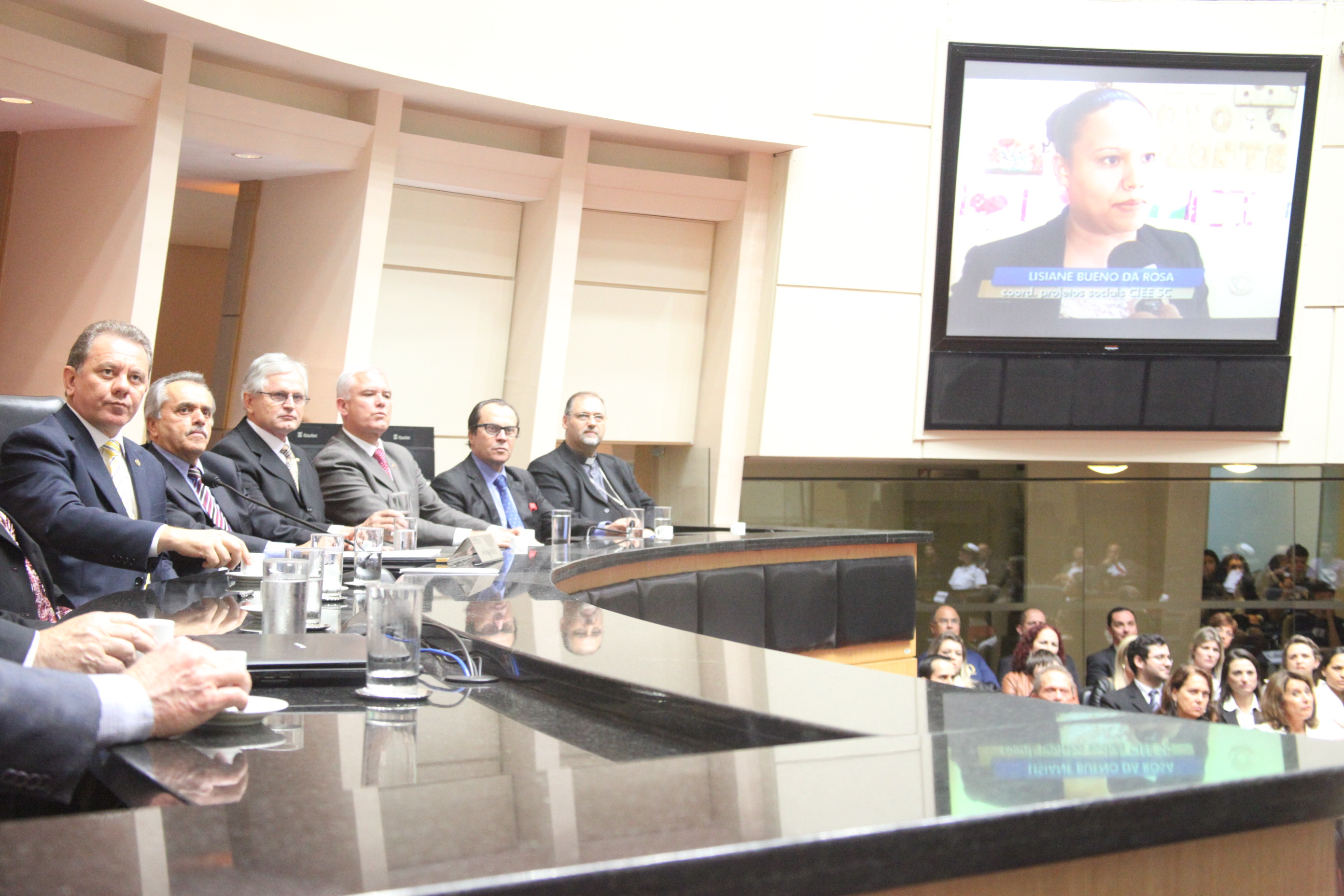 Sessão Especial em homenagem ao Centro de Integração Empresa-Escola de Santa Catarina - CIEE/SC pela passagem dos seus 30 anos de serviços prestados à sociedade. Foto: Fábio Queiroz