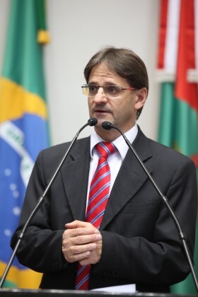 Saretta pede revogação de portaria que limita mamografia