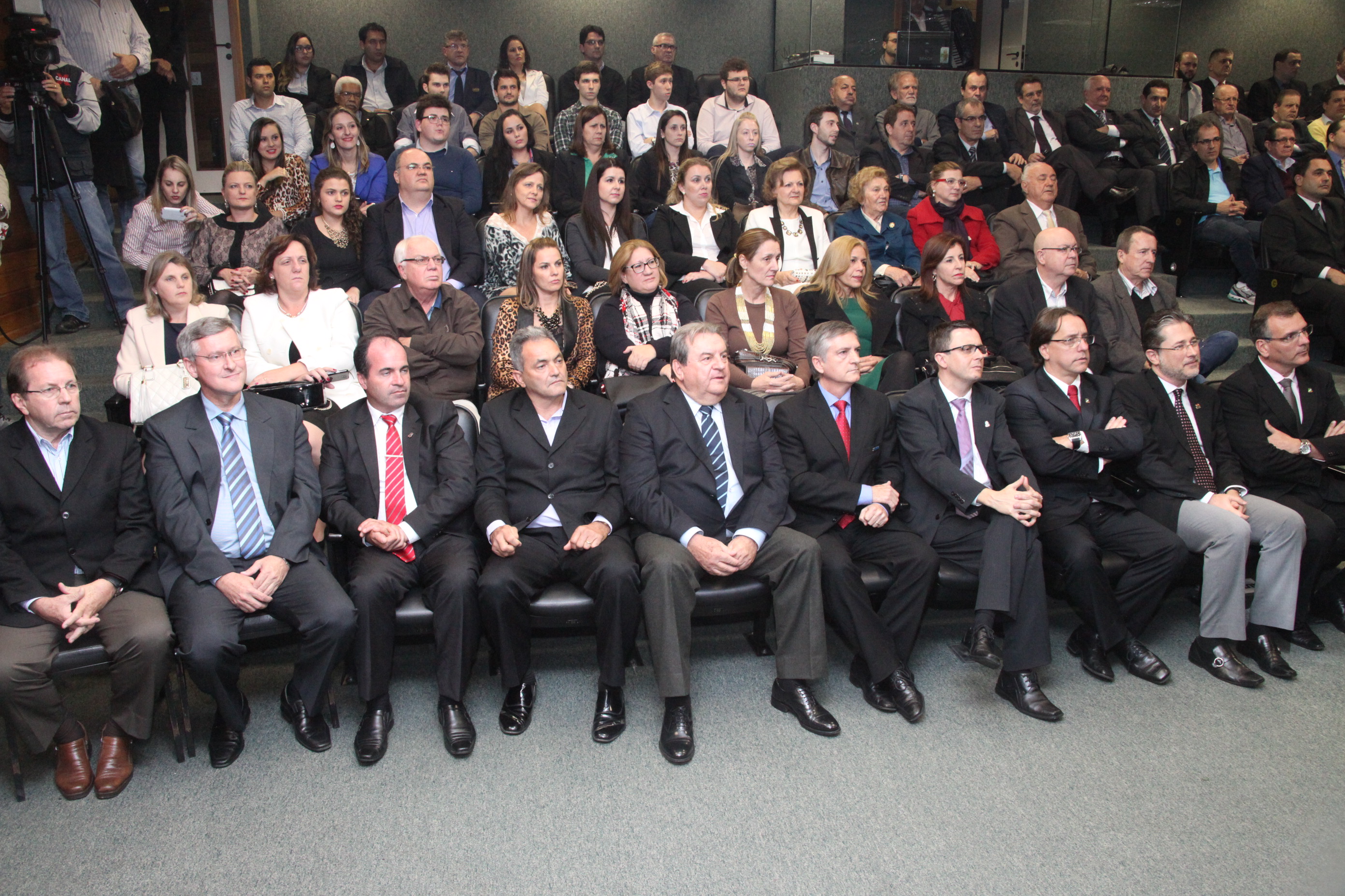 Ato Parlamentar Solene em homenagem aos 60 anos de fundação do Jornal Município Dia a Dia. Foto: Fábio Queiroz / Agência AL