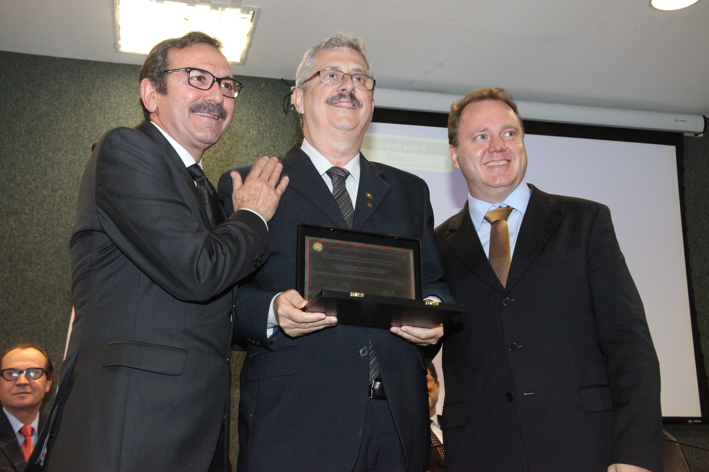 Ato Parlamentar Solene em homenagem aos 60 anos de fundação do Jornal Município Dia a Dia. Foto: Fábio Queiroz / Agência AL