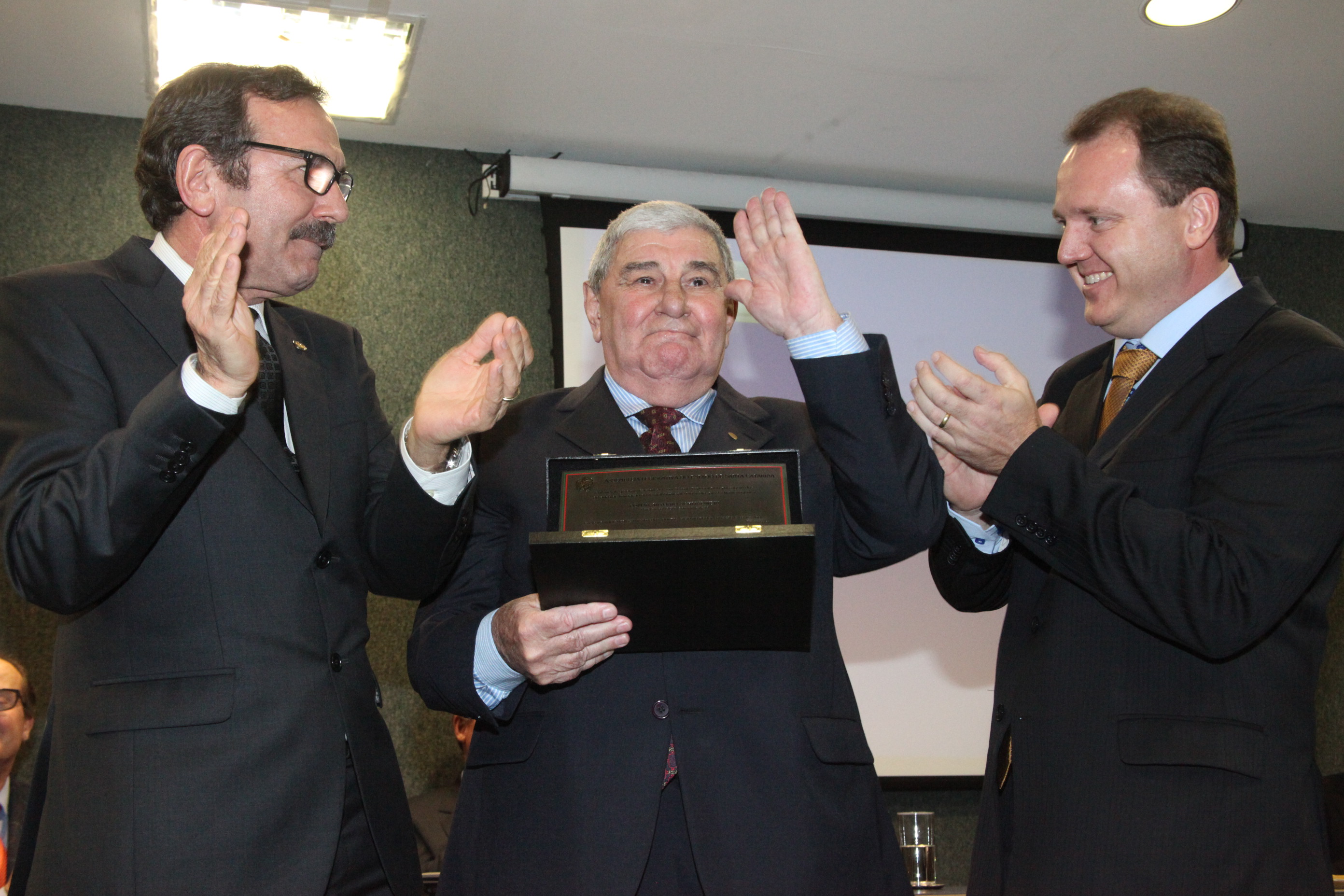 Ato Parlamentar Solene em homenagem aos 60 anos de fundação do Jornal Município Dia a Dia. Foto: Fábio Queiroz / Agência AL