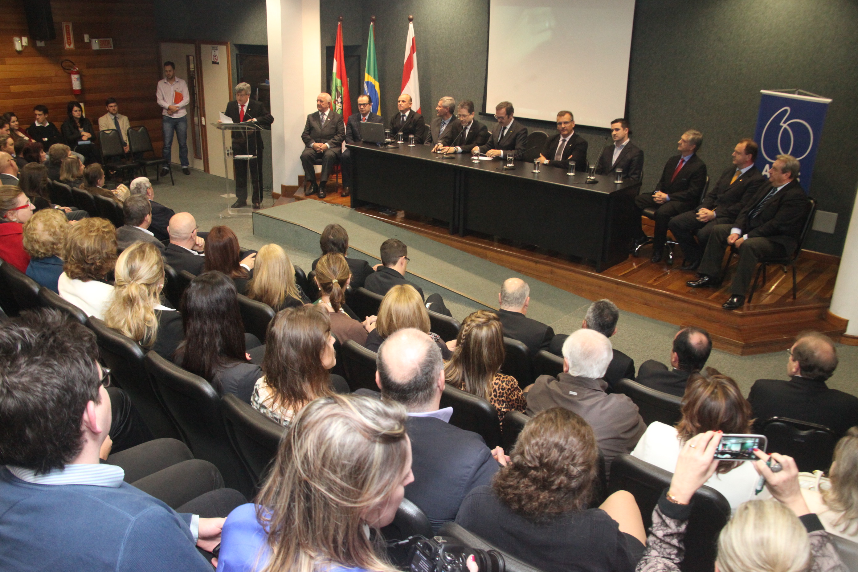 Ato Parlamentar Solene em homenagem aos 60 anos de fundação do Jornal Município Dia a Dia. Foto: Fábio Queiroz / Agência AL