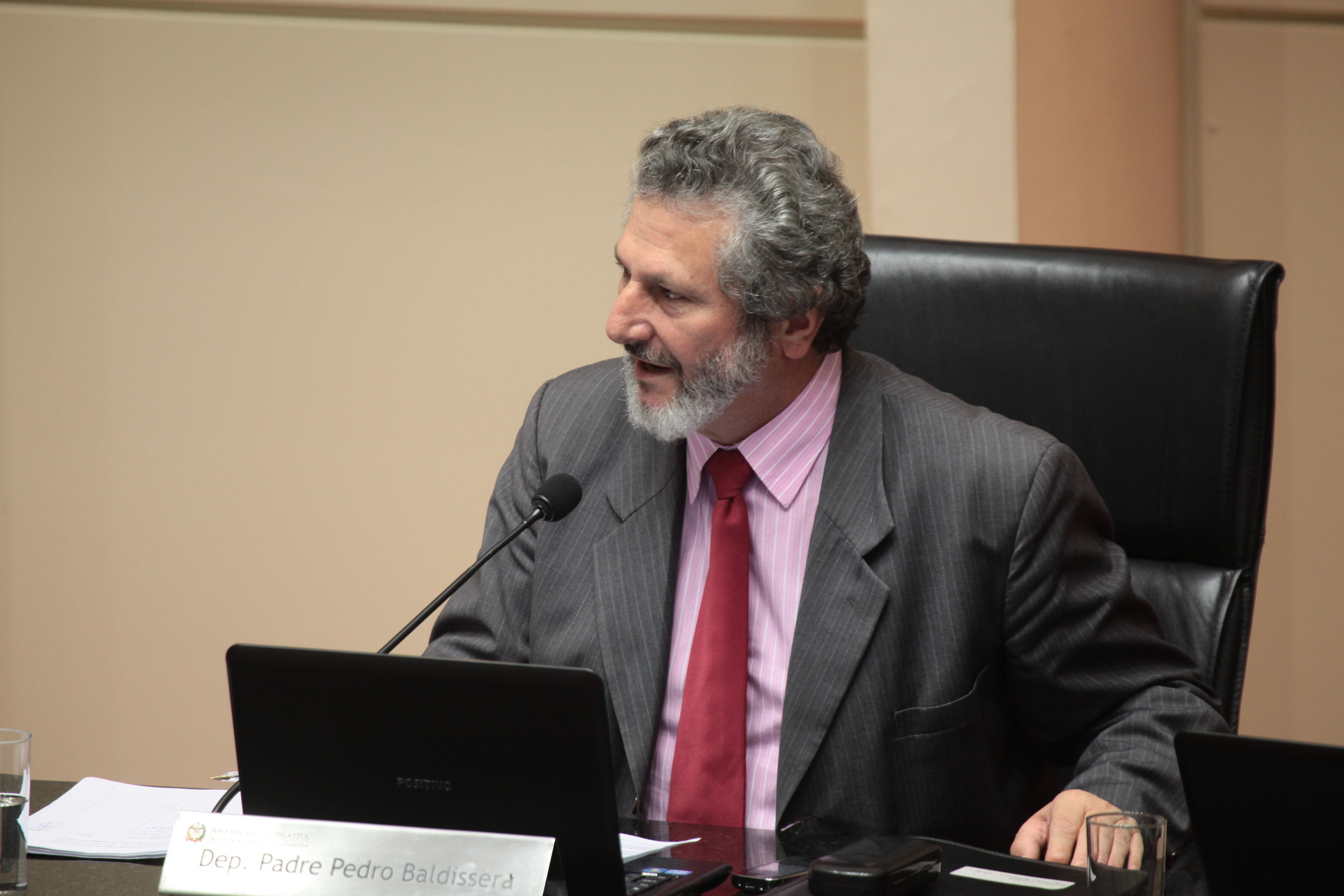 Deputado Padre Pedro Baldissera (PT) Sessão Ordinária - Plenário Osni Regis. Foto: Miriam Zomer/Agência AL