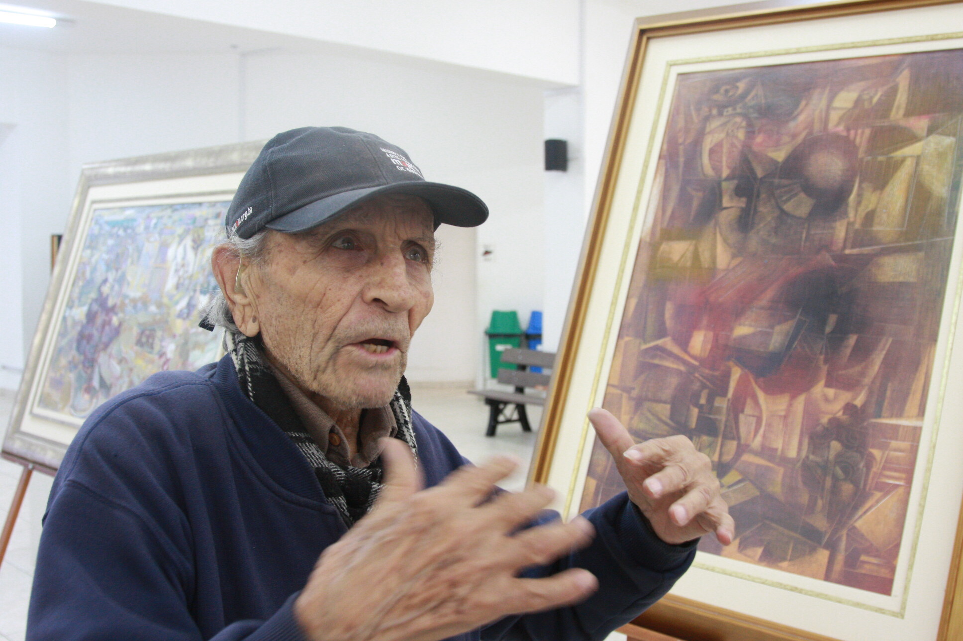 Silvio Pléticos é homenageado pelos seus 90 anos com exposição no IFSC