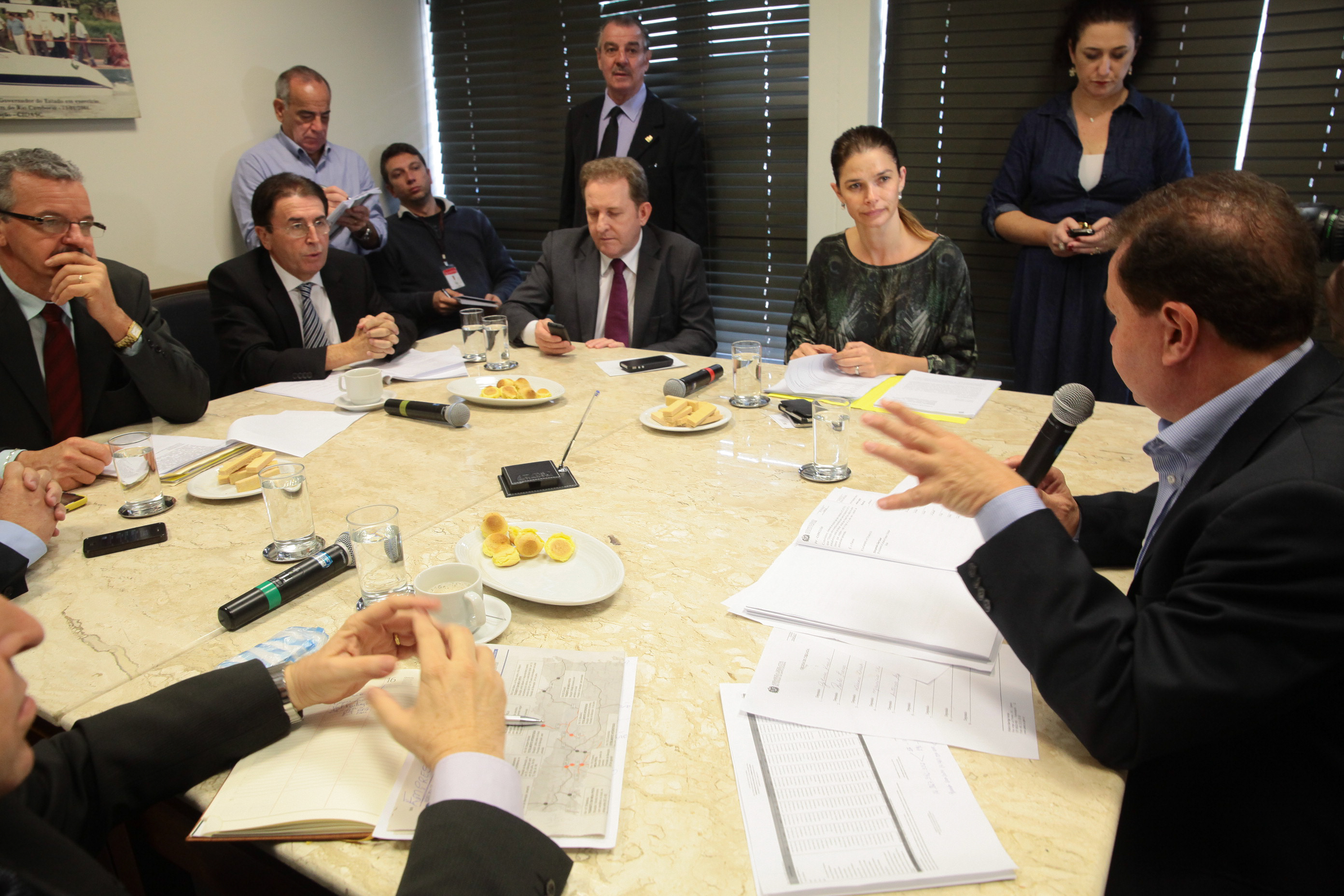 Reunião extraordinária da Comissão de Finanças. Fotos: Miriam Zomer/Agência AL