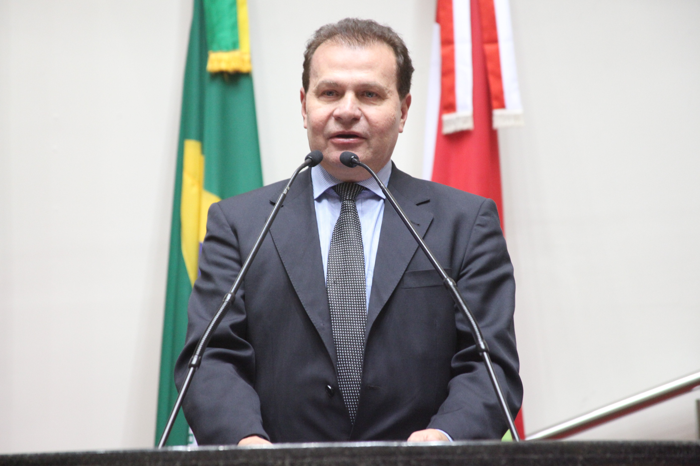 Deputado Gilmar Knaesel (PSDB). Sessão especial em homenagem à ADVB/SC. Foto: Fábio Queiroz / Agência AL