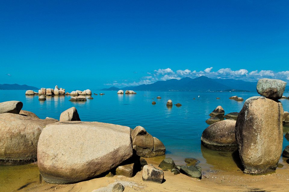 Praia de Coqueiros - Florianópolis. Foto: Miriam Zomer