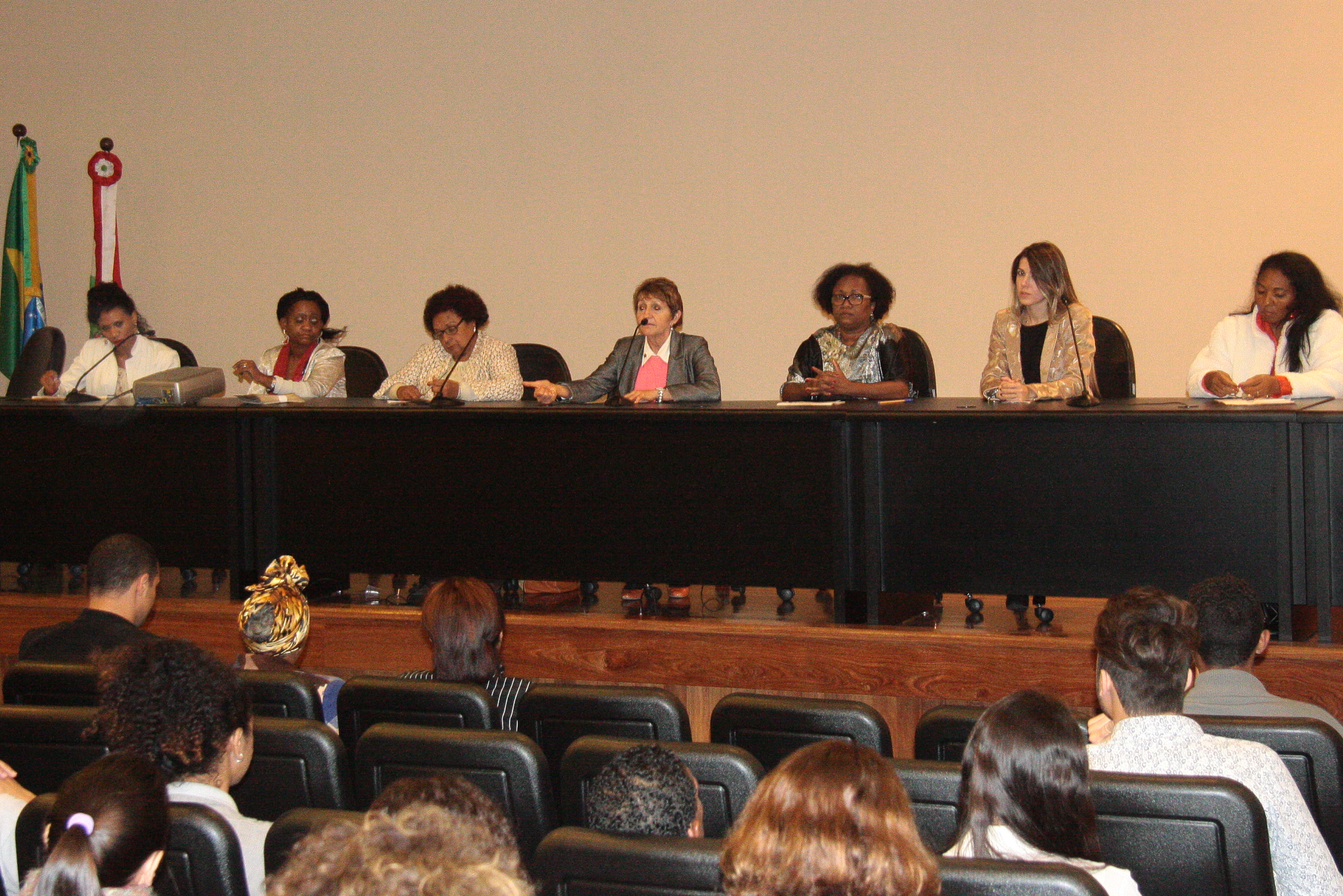 Evento em homenagem ao dia internacional da Mulher Negra. Fotos: Ana Luiza Avila Tenfen/PAB