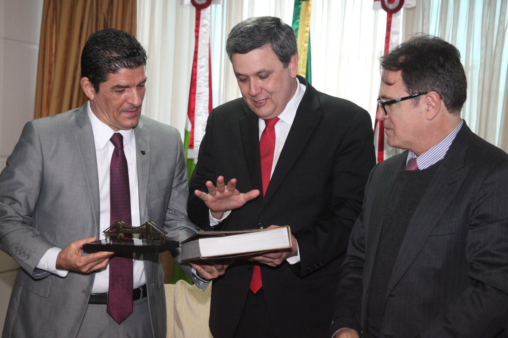Ministro do Turismo visita a capital nesta sexta-feira