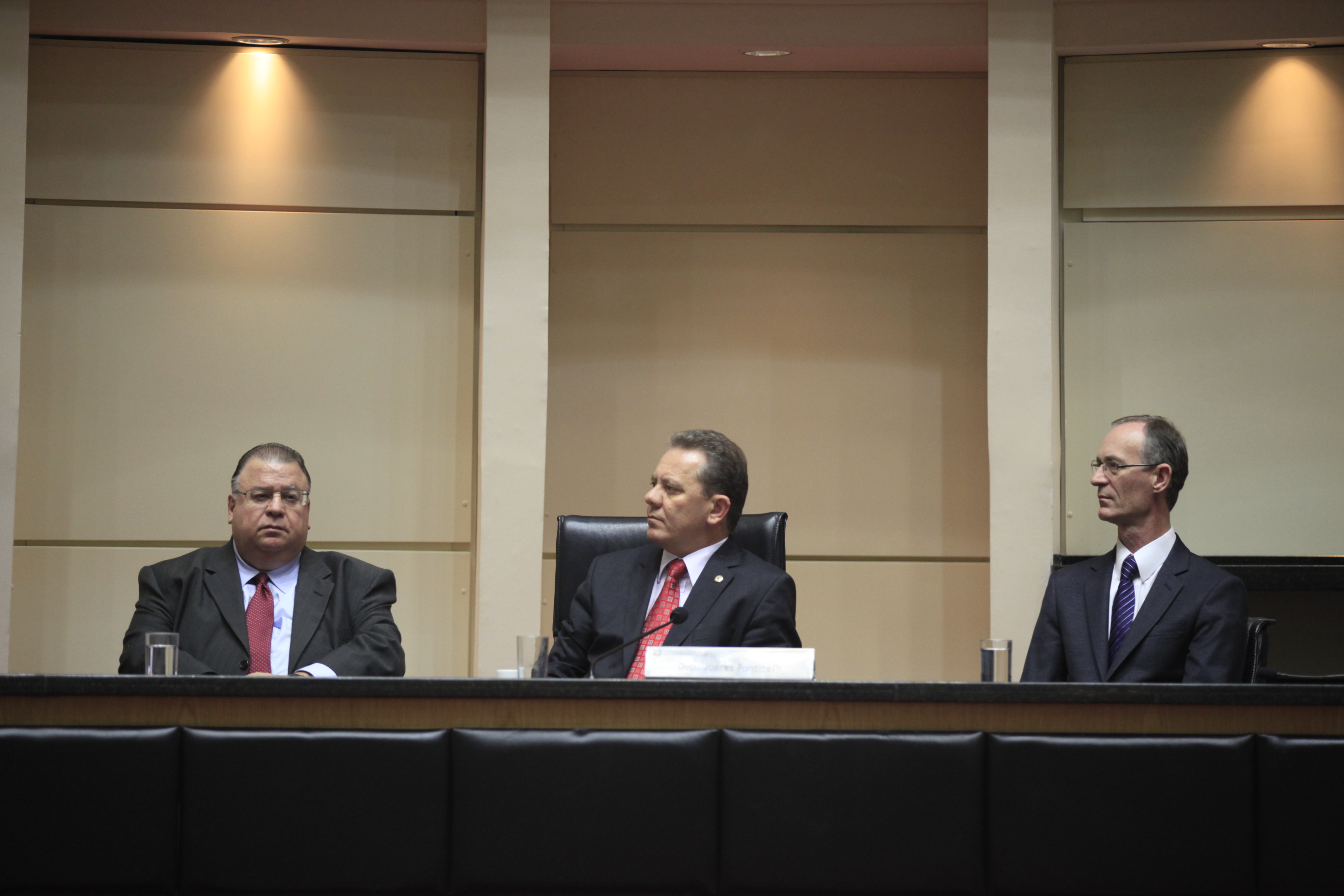Sessão Especial em comemoração aos 180 anos da Instalação do Parlamento Catarinense. Foto: Carlos Kilian/Agência AL