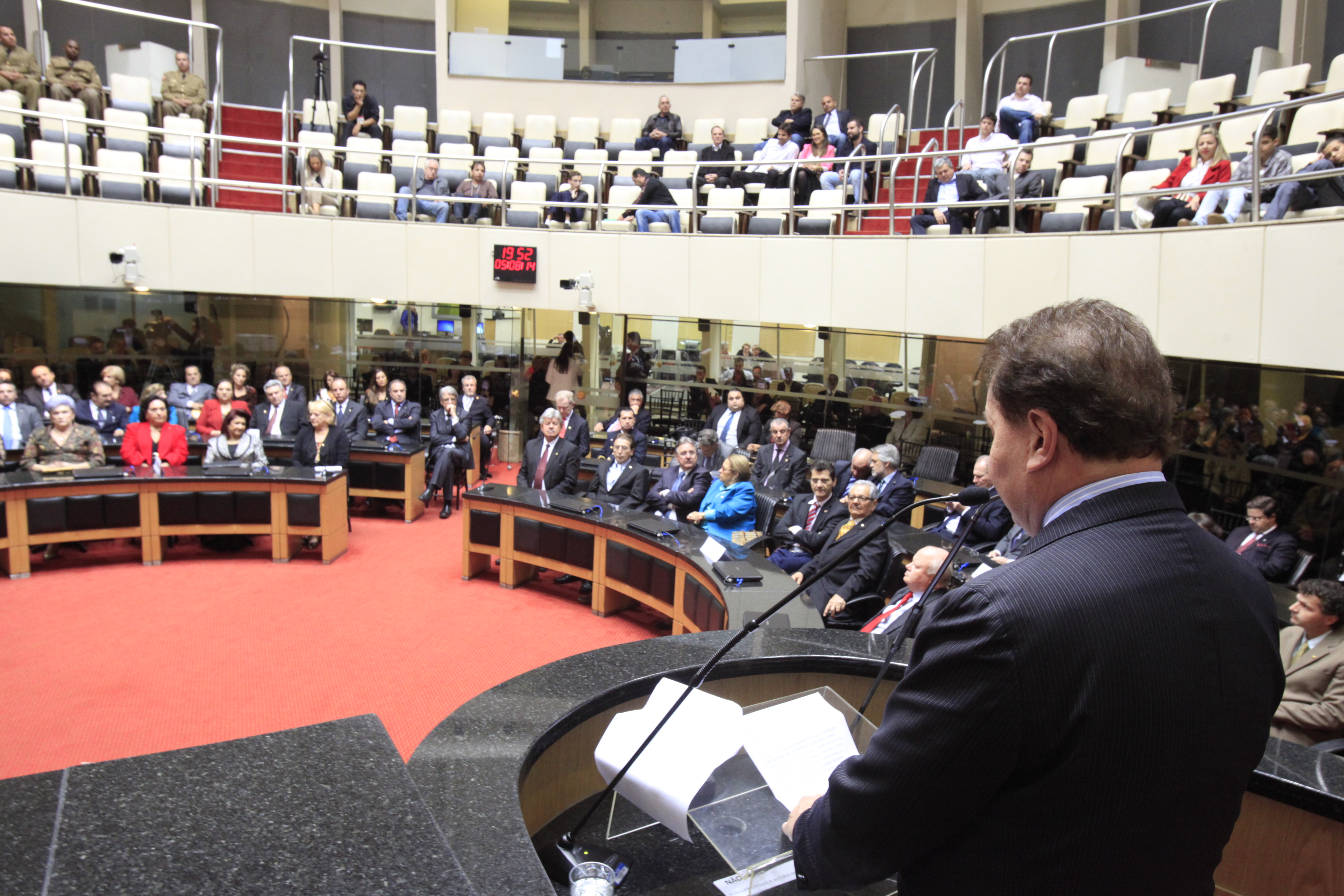 Sessão Especial em comemoração aos 180 anos da Instalação do Parlamento Catarinense. Foto: Carlos Kilian/Agência AL