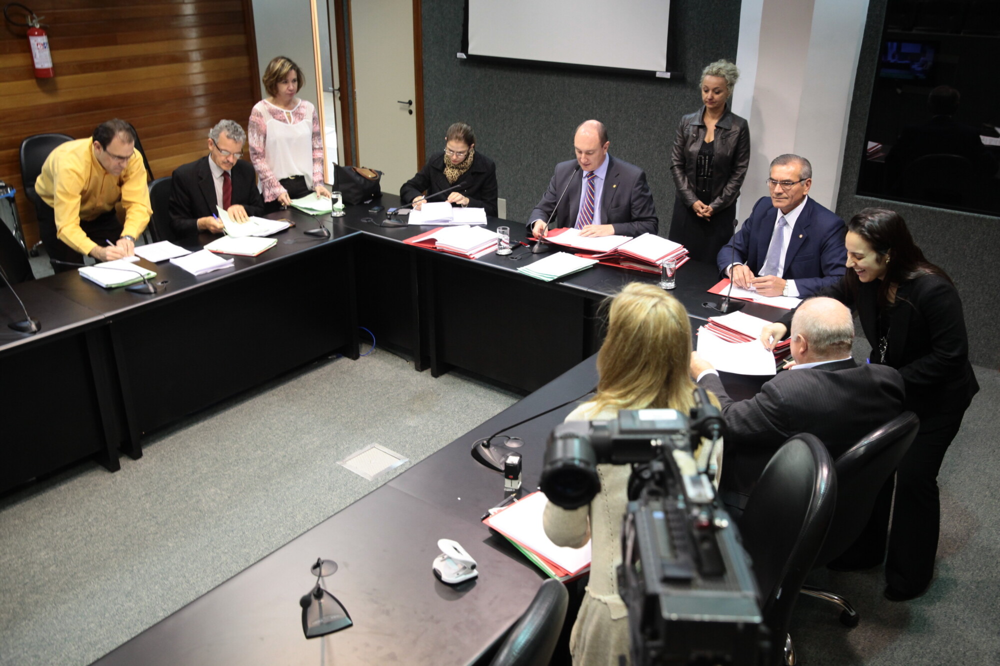 CCJ aprova proposta do governo para educação a distância