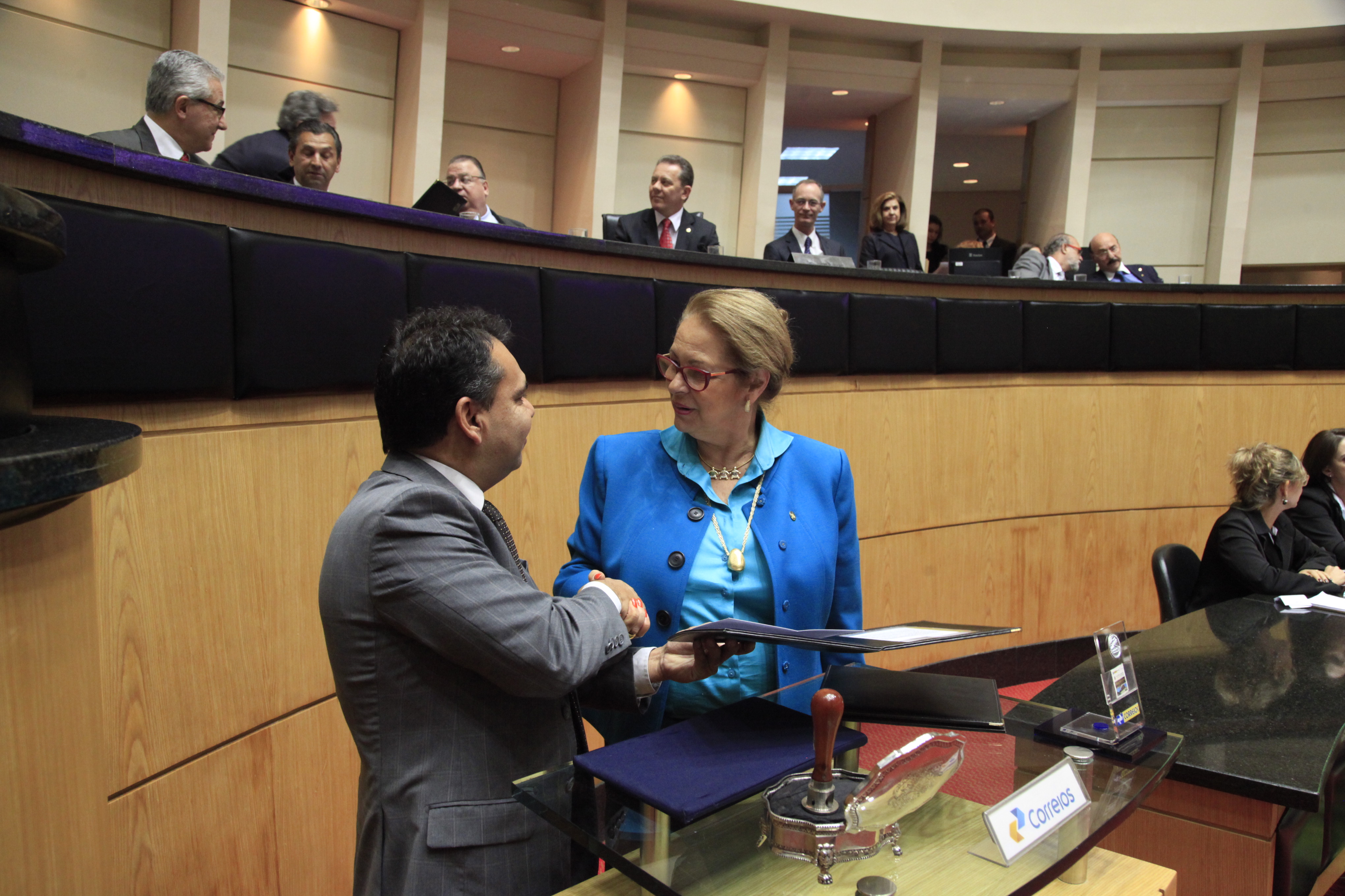 Lançamento dos Selos Personalizados e Carimbo Comemorativo em comemoração aos 180 anos da Instalação do Parlamento Catarinense. Foto: Carlos Kilian/Agência AL