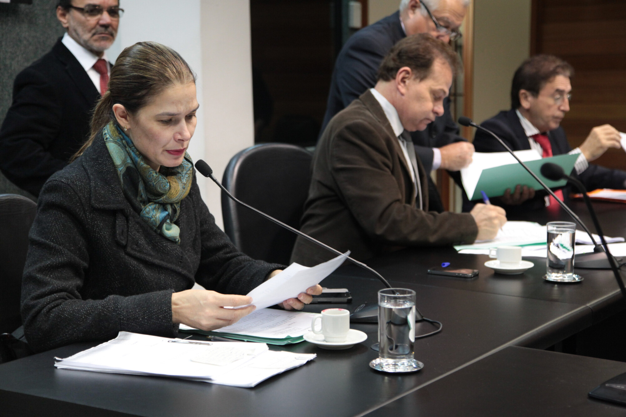 Comissões aprovaram MPs que tratam de reajustes e gratificações