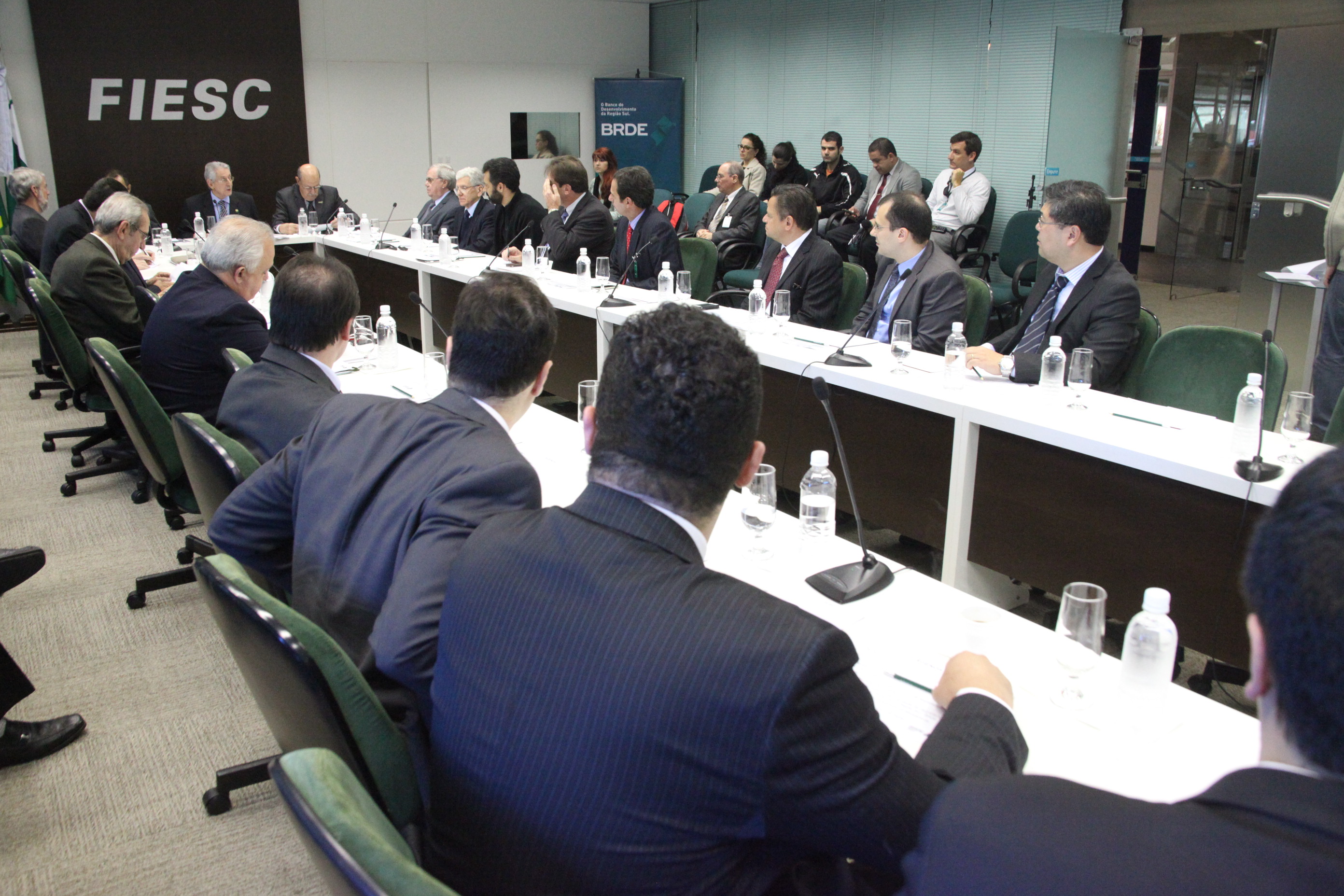 FIESC e BRDE debatem criação de fundo de investimento para o Sul. Foto: Fábio Queiroz / Agência AL