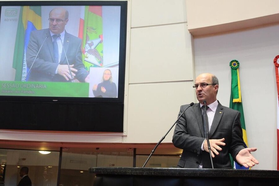 Deputado Zé Milton apoia criação do Centro de Apoio às Câmaras Municipais