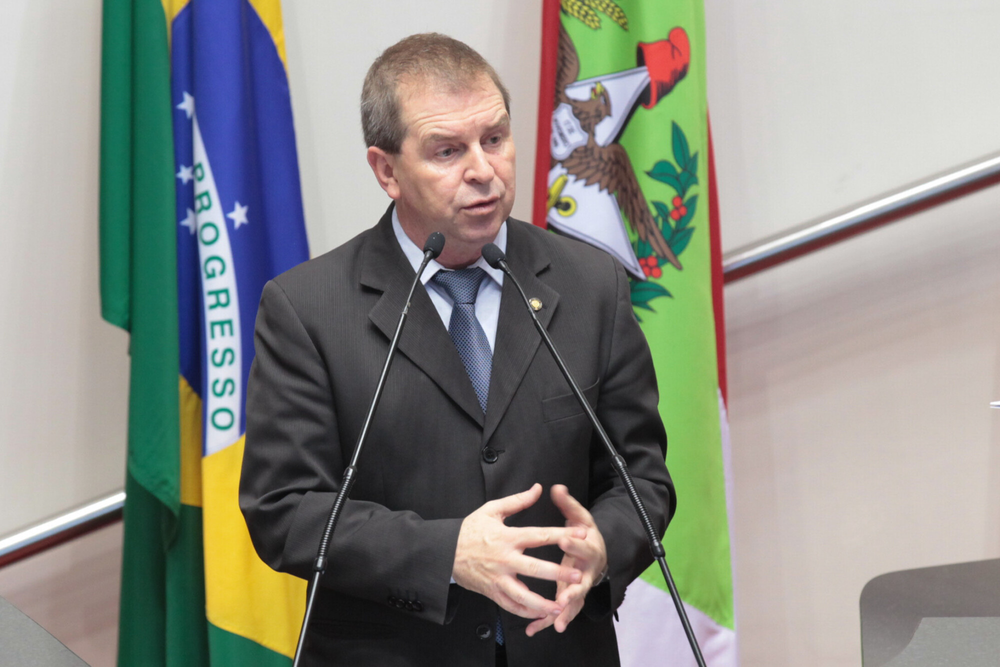 Humanização da polícia é defendida em Plenário