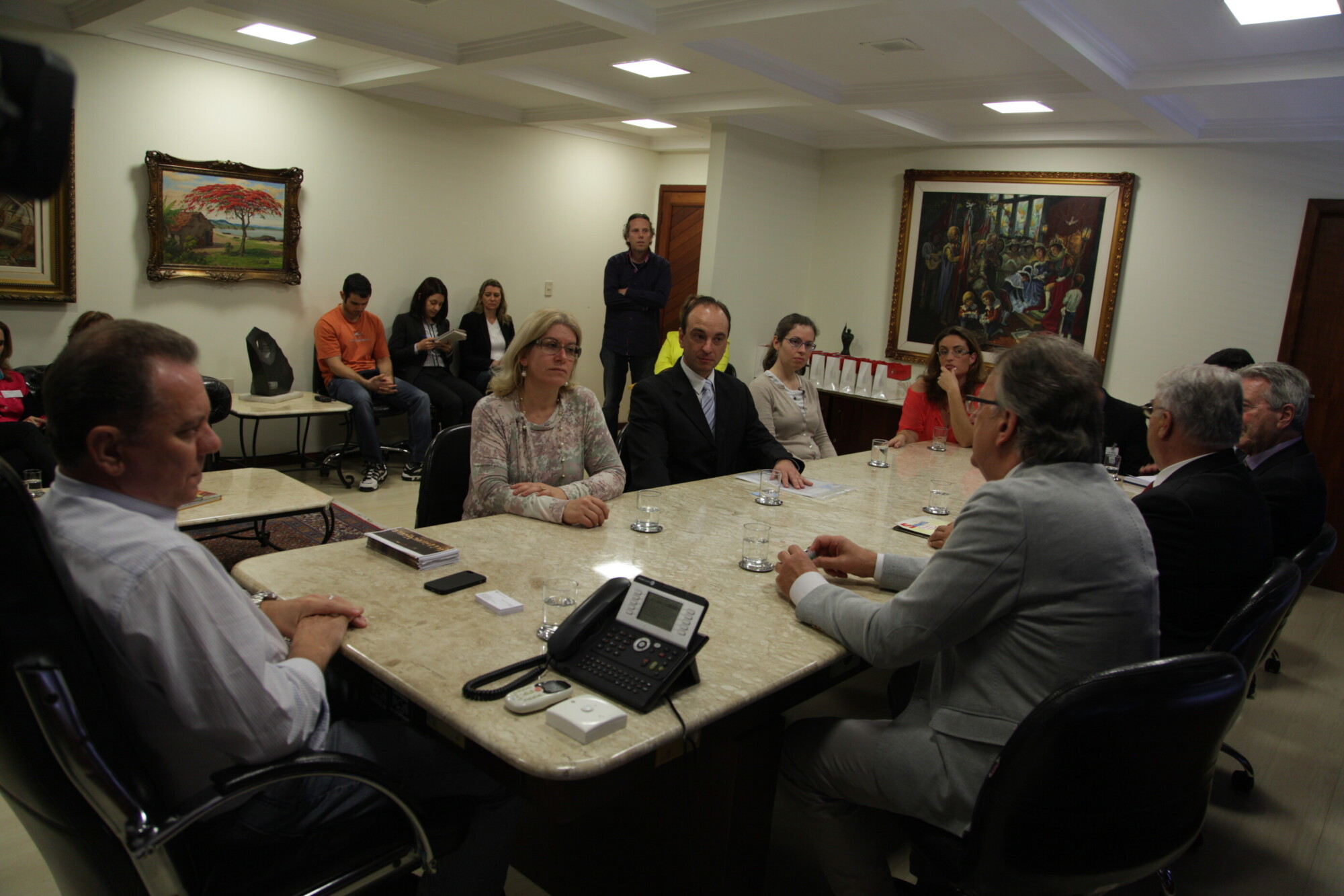 Ponticelli recebeu o grupo liderado por Oscar de Bona. FOTO: Solon Soares/Agência AL