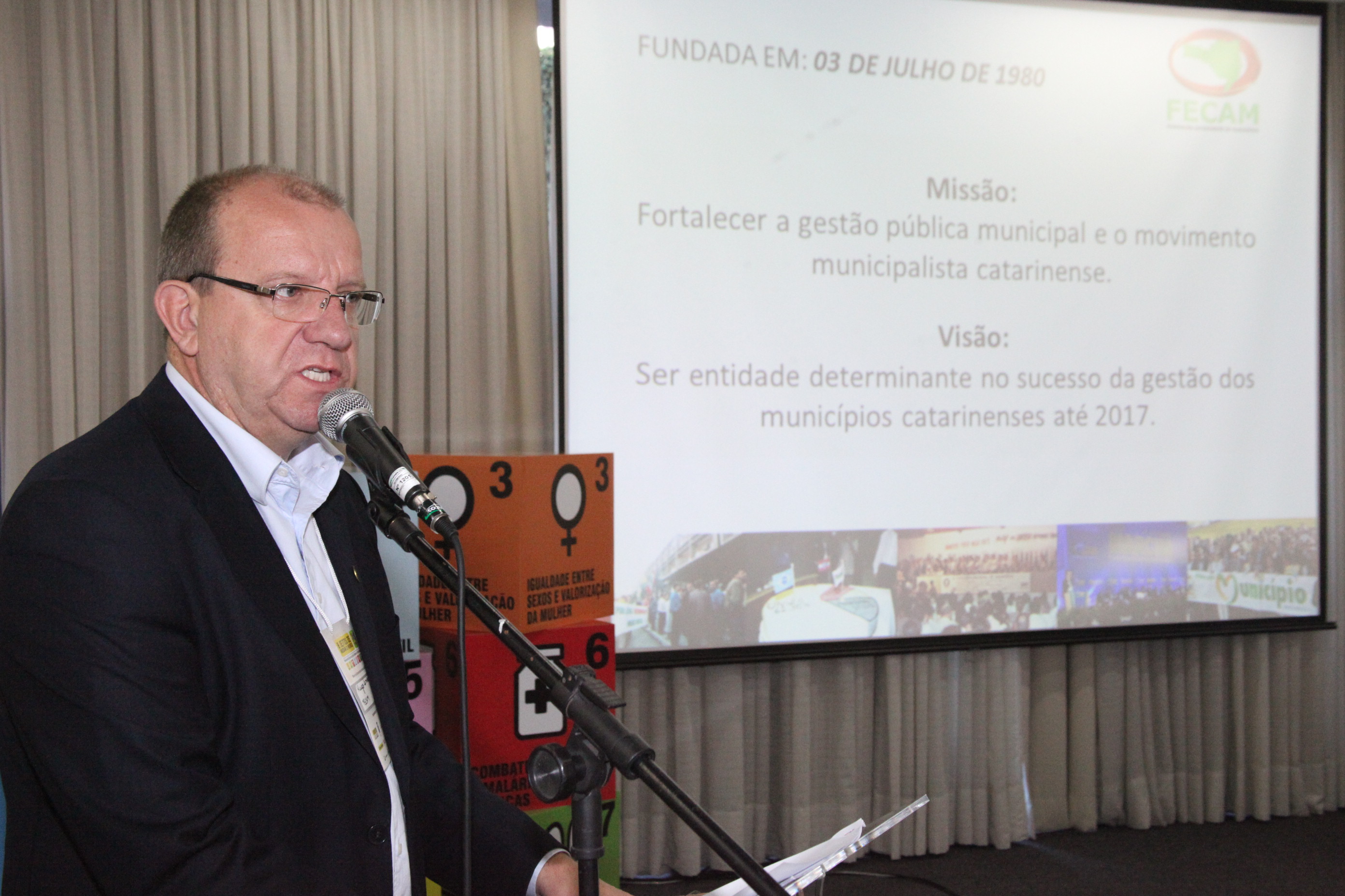 Hugo Lembeck - presidente da FECAM. Fórum Estadual dos Objetivos do Milênio. Foto: Fábio Queiroz / Agência AL