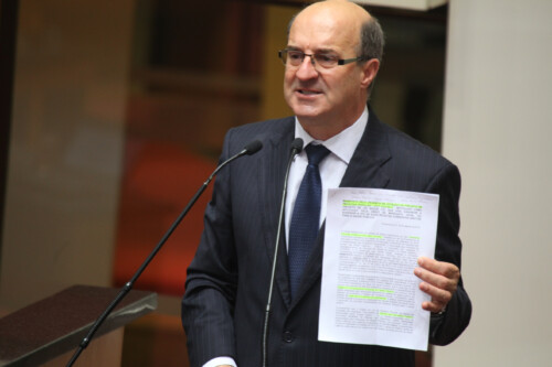 Zé Milton luta por investimentos na saúde