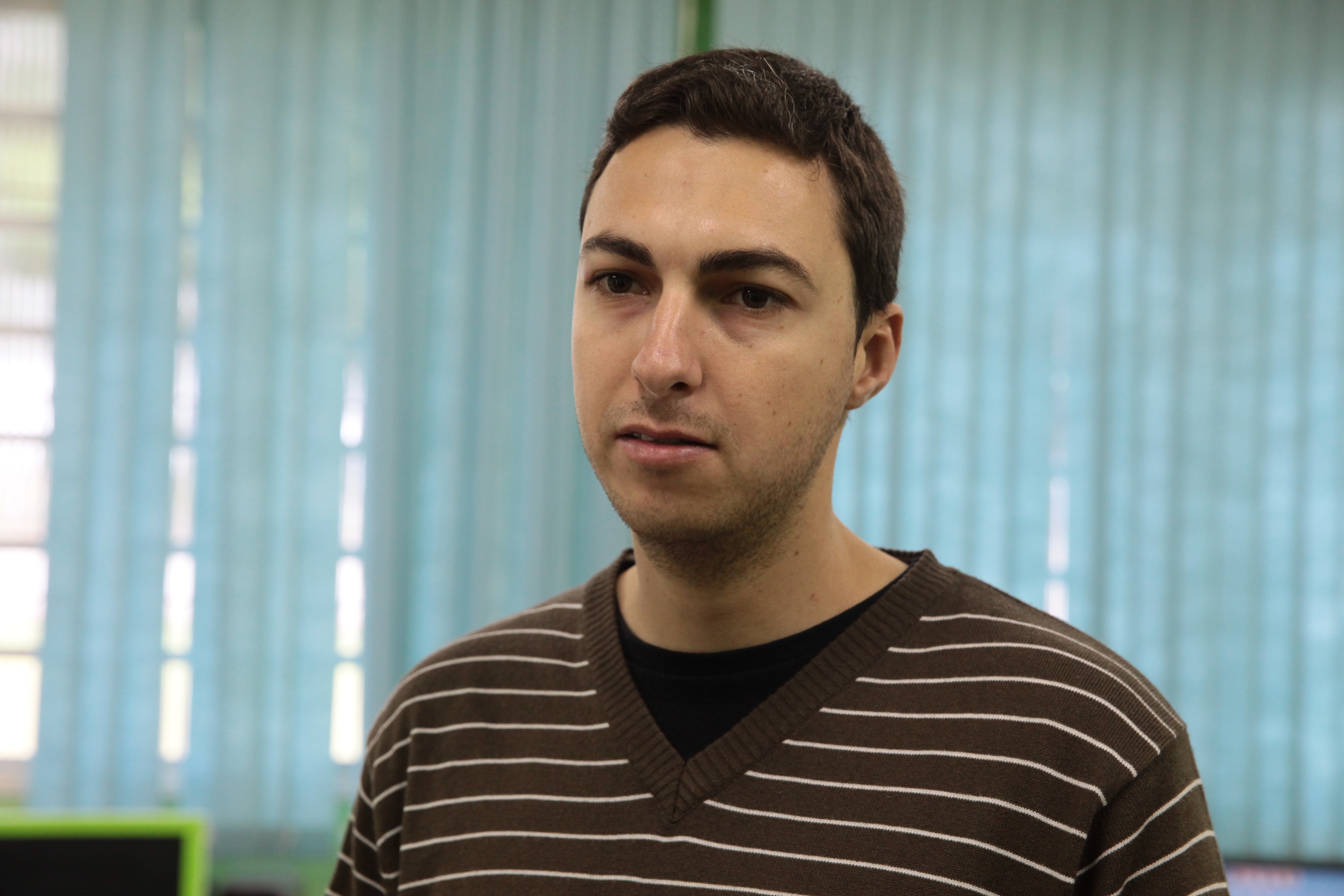 São João do Sul escolhe estudantes para o Parlamento Jovem. Professor, Tiago Maciel. Foto: Miriam Zomer/Agência AL