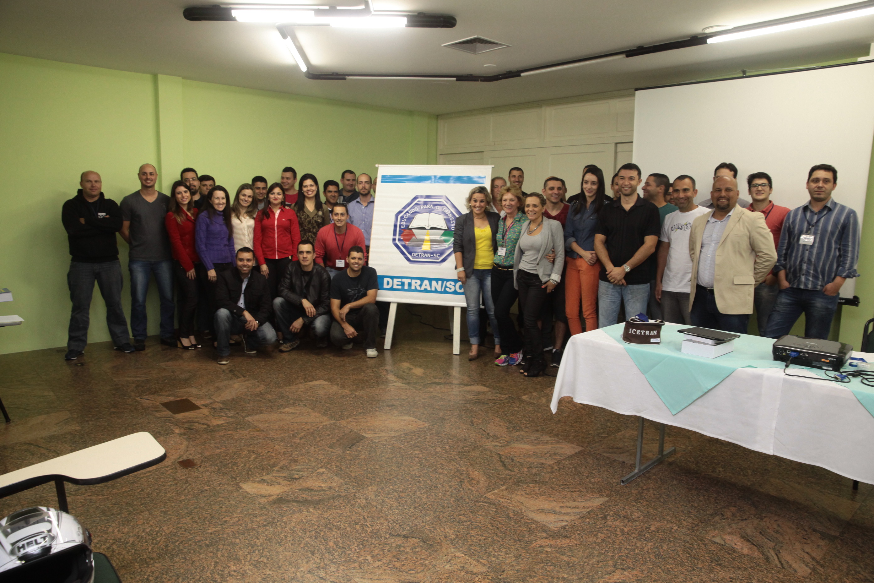 Curso de Capacitação do DETRAN. Fotos: Miriam Zomer/ Agência AL