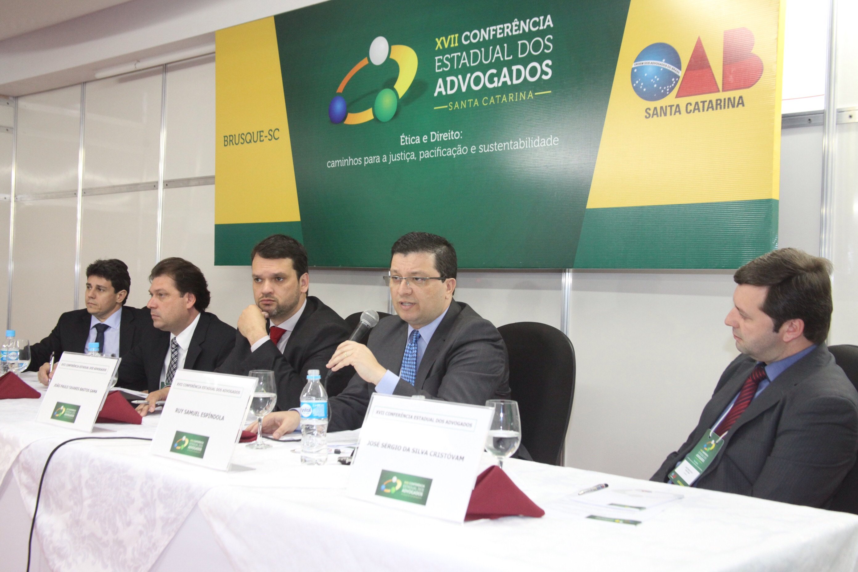 Palestra Devido processo legal. XVII Conferência Estadual dos Advogados de SC. Foto: Fábio Queiroz / Agência AL