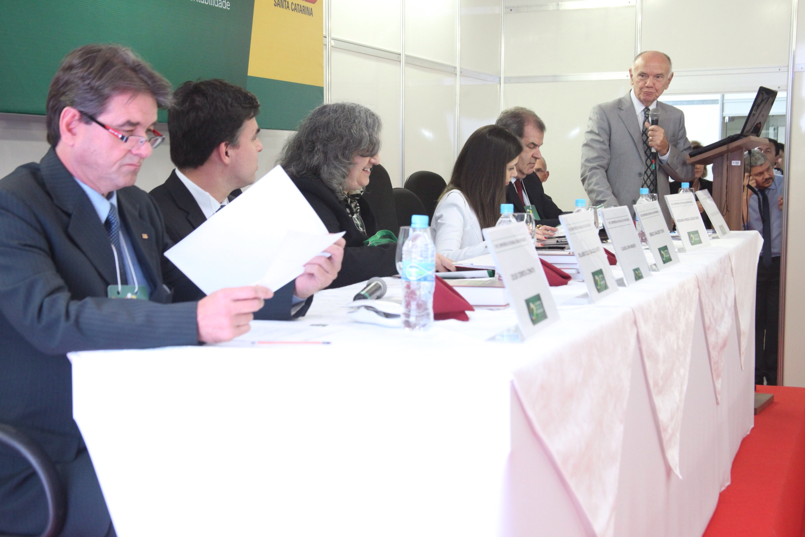 Palestra Direitos do consumidor: experiência e expectativas. Caminhos para a relação de consumo. XVII Conferência Estadual dos Advogados de SC. Foto: Fábio Queiroz / Agência AL