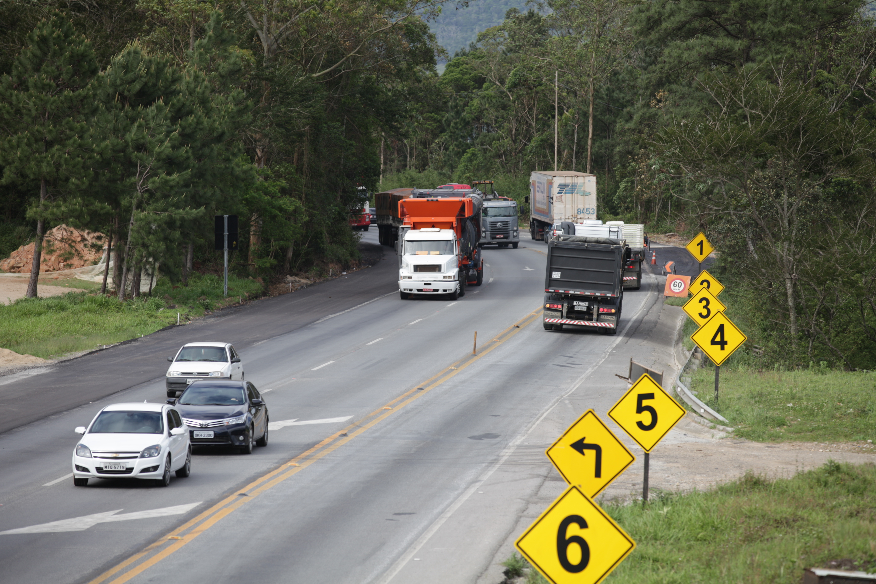 BR 101 - Obras no Morro dos Cavalos