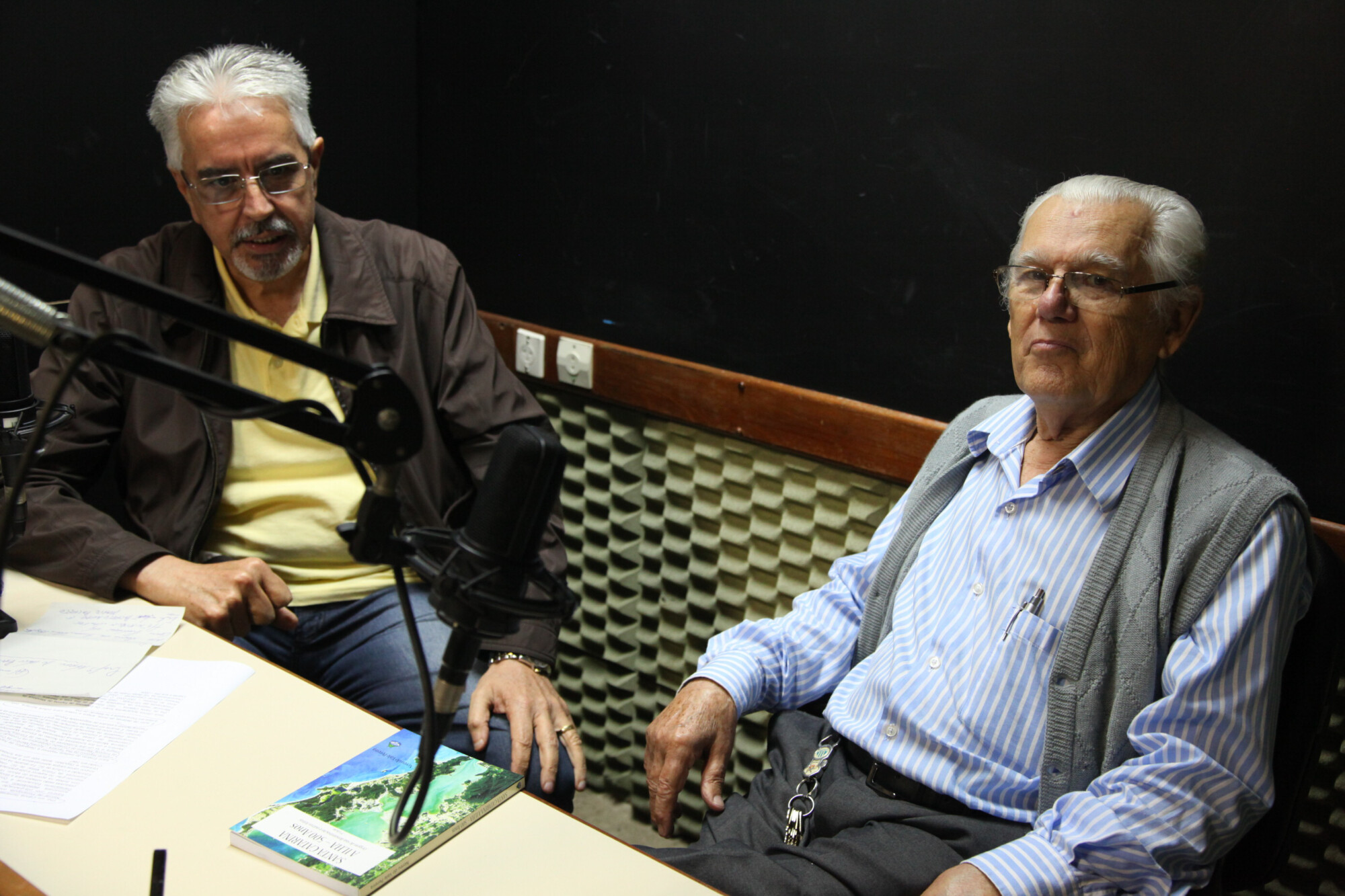 Nereu do Vale Pereira, professor e ex-deputado, é o entrevistado de Walmir Matos