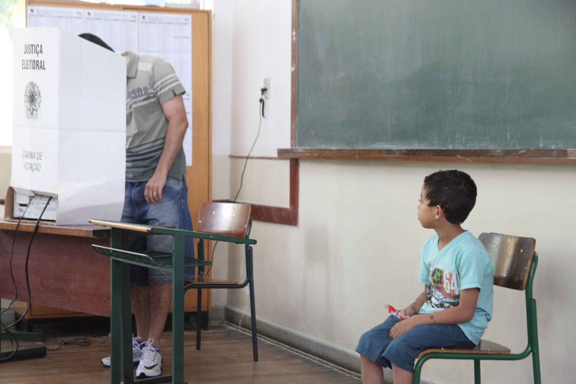 Seis urnas tiveram que ser substituídas no Estado FOTOS: Fábio Queiroz/Agência AL
