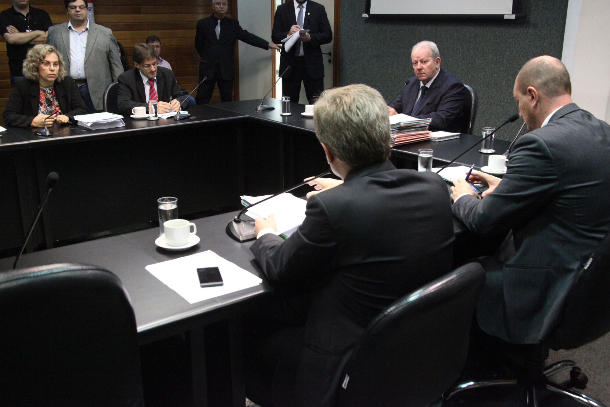 CCJ aprova obrigação de mapas táteis em terminais rodoviários