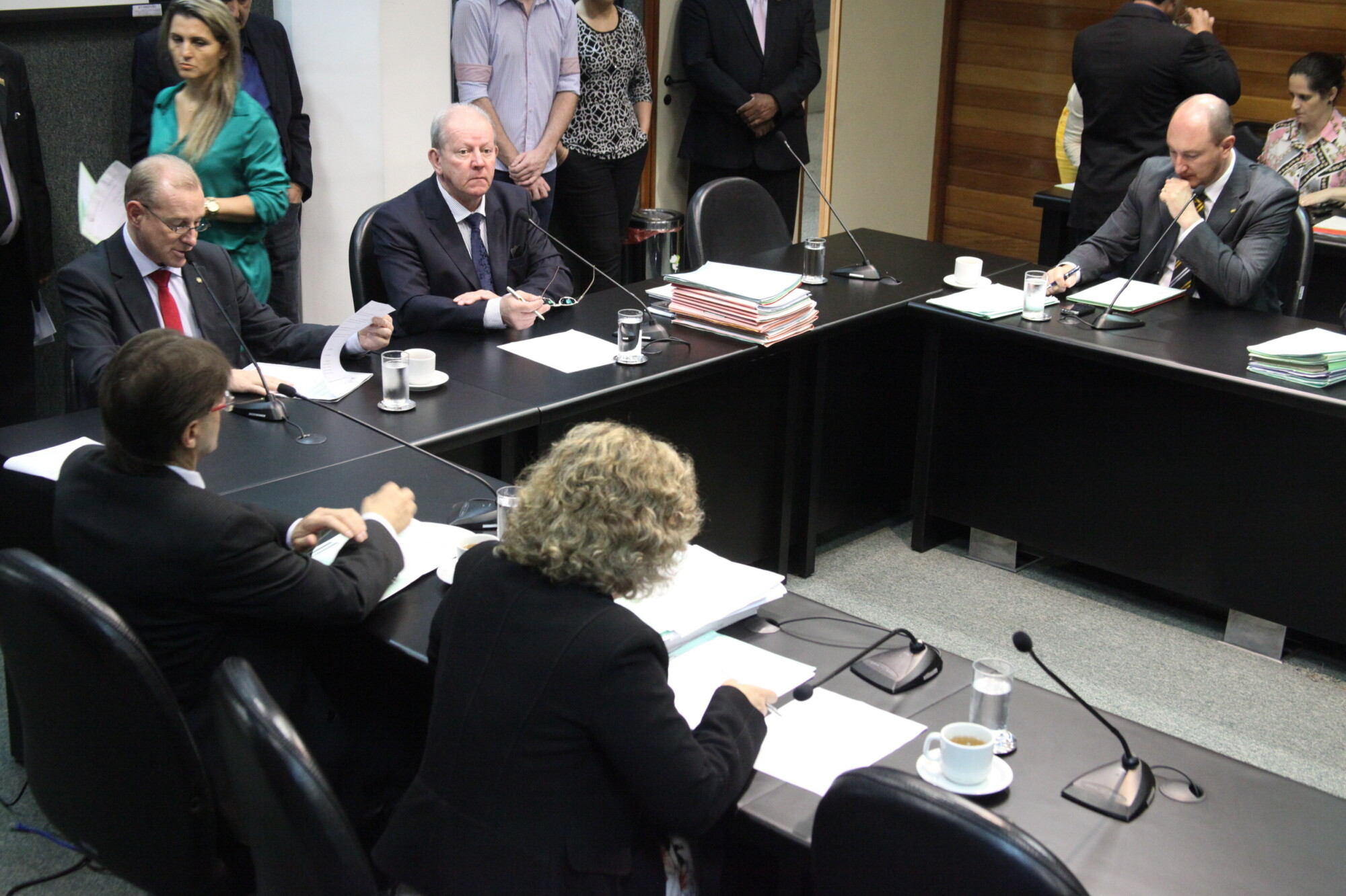 Reunião da Comissão de Constituição e Justiça realizada nesta terça-feira (14) aprovou mapa tátil em terminais. FOTOS: Fábio Queiroz/Agência AL