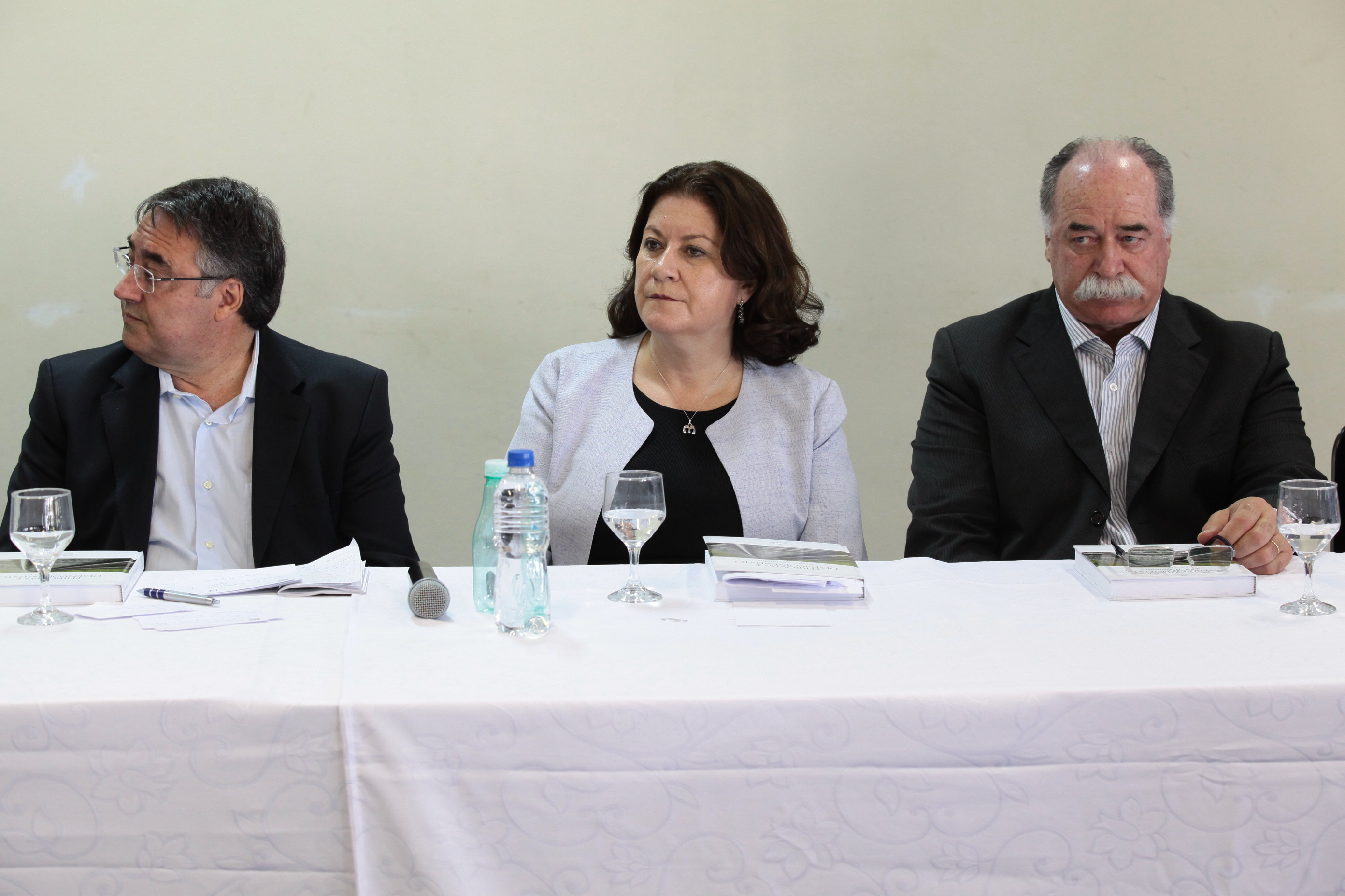 Assinatura sobre estudos da Ferrovia da Integração - Chapecó. Fotos: Miriam Zomer/Agência AL