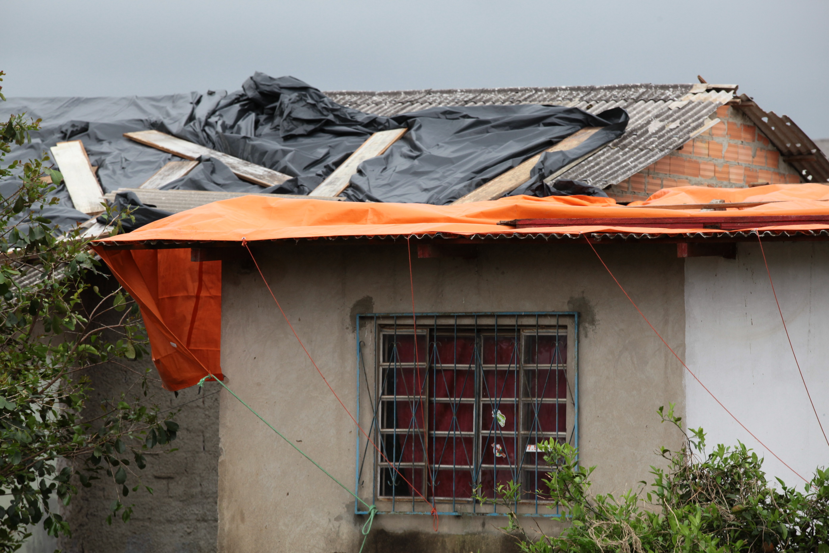 Estragos da Chuva de Granizo em Lages. Fotos: Miriam Zomer/Agência AL