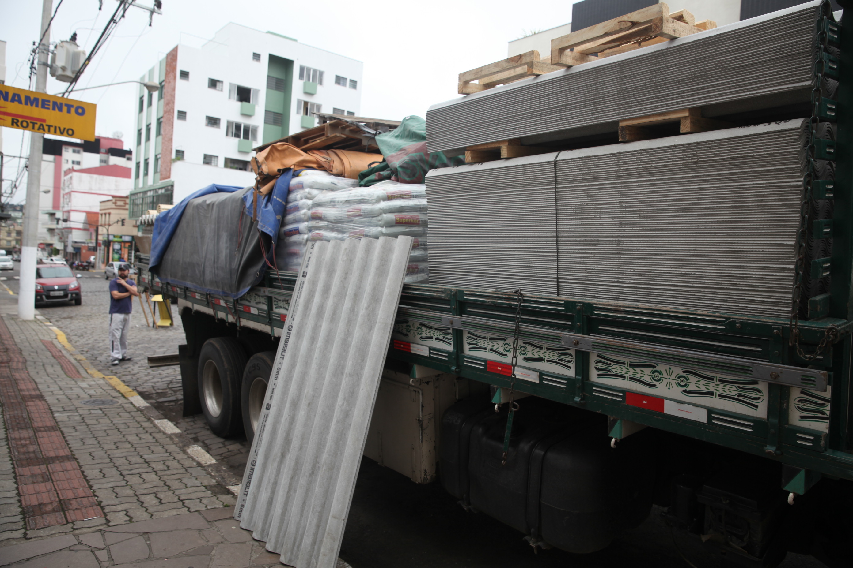 Estragos da Chuva de Granizo em Lages. Fotos: Miriam Zomer/Agência AL
