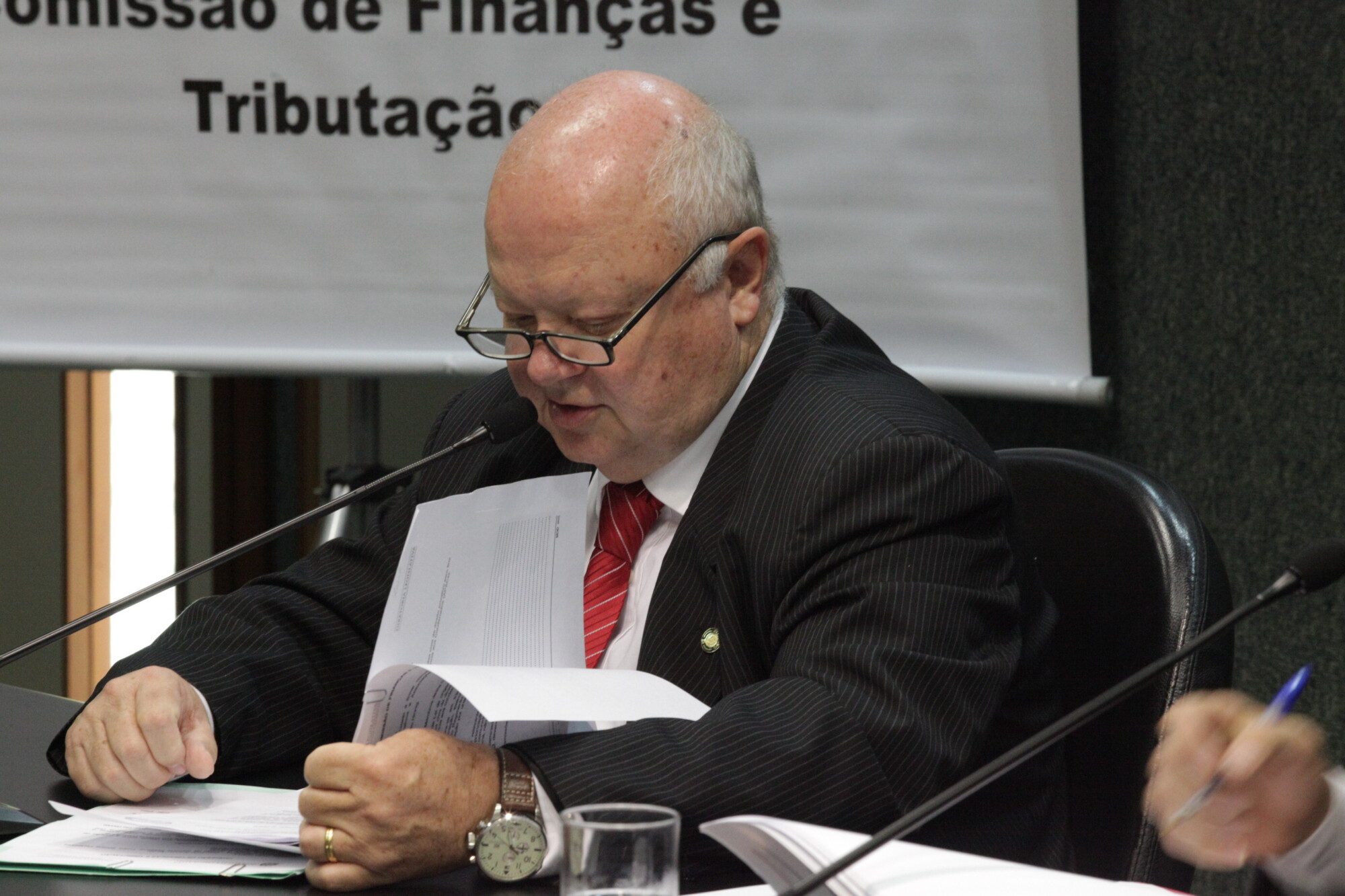 Projeto foi relatado pelo deputado Renato Hinnig