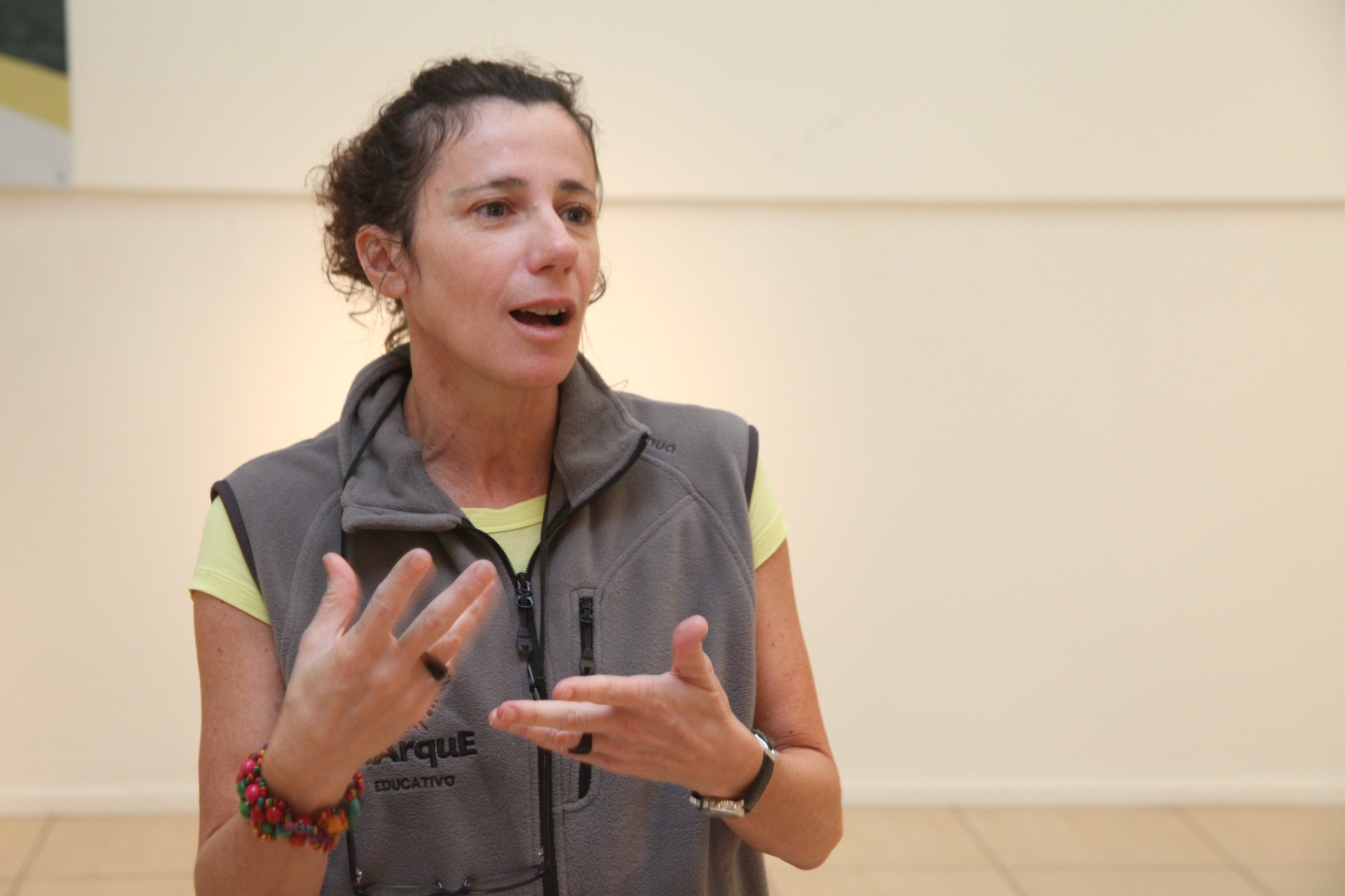 Luciane Scherer. Exposição Arqueologia em Questão. Foto: Fábio Queiroz / Agência AL