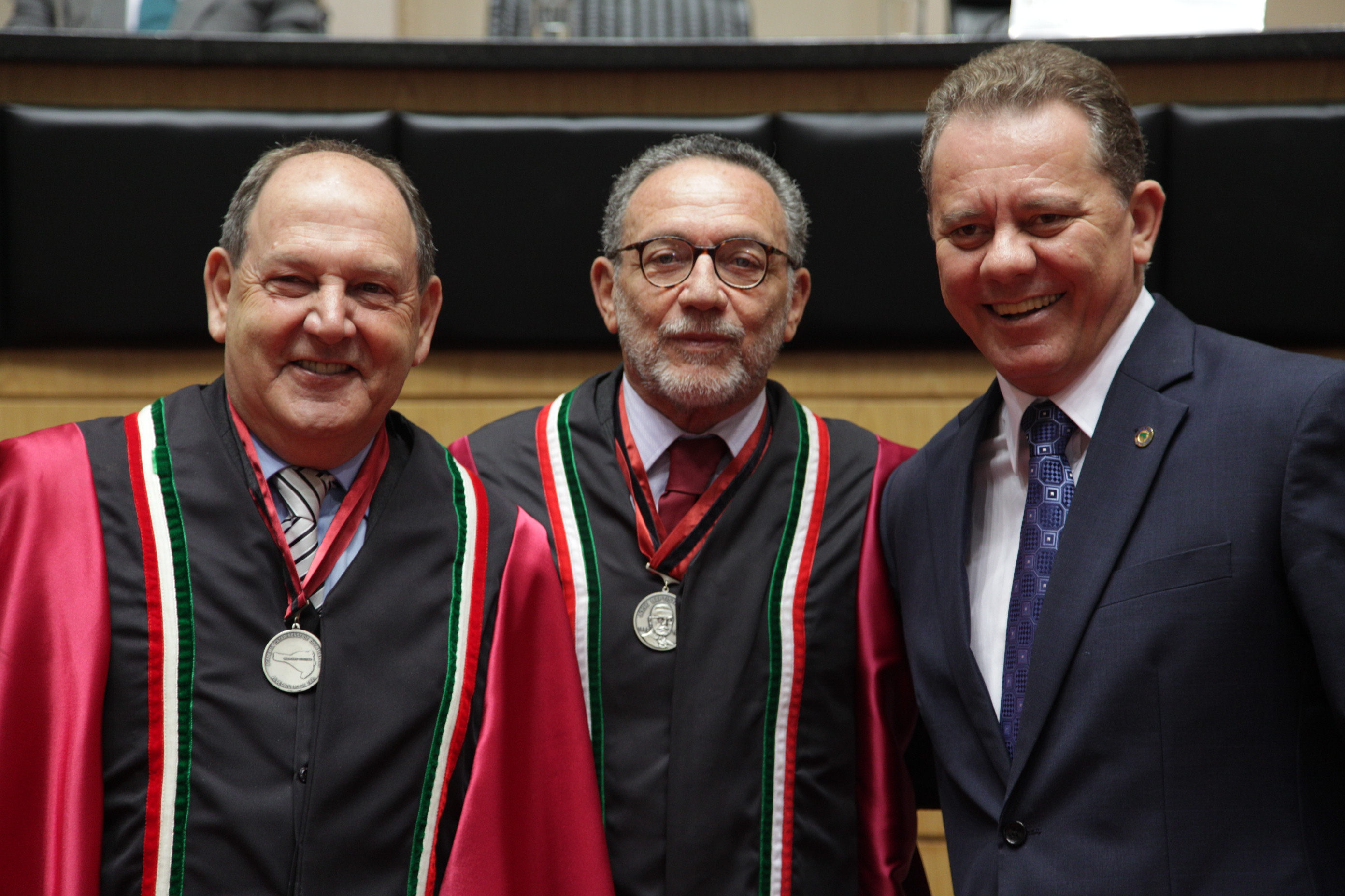 Sessão Especial em Homenagem ao Dia do Cirurgião Dentista