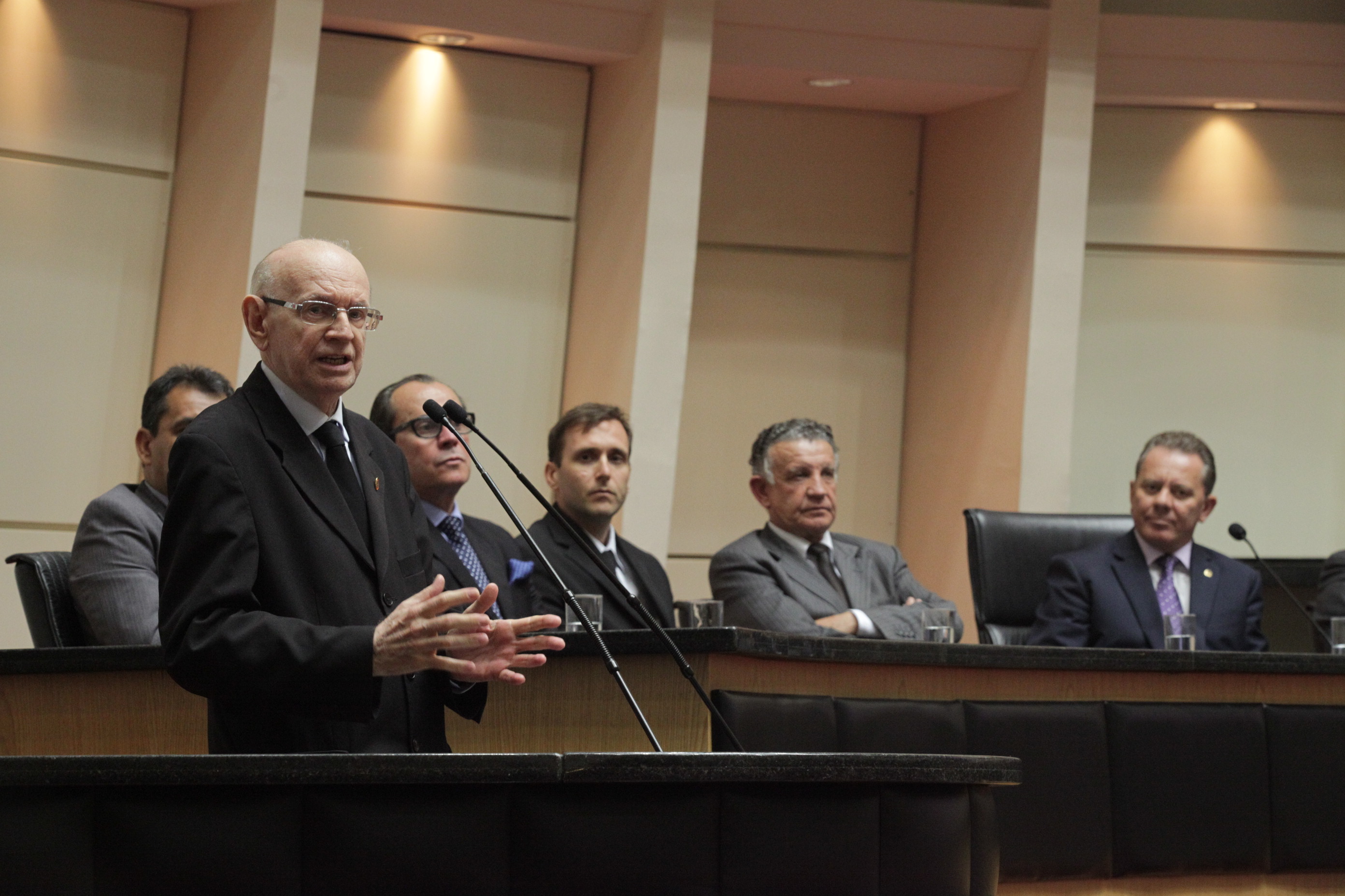 Centenário do Nascimento do Governador Jorge Lacerda - Luiz César Pasold (biógrafo)