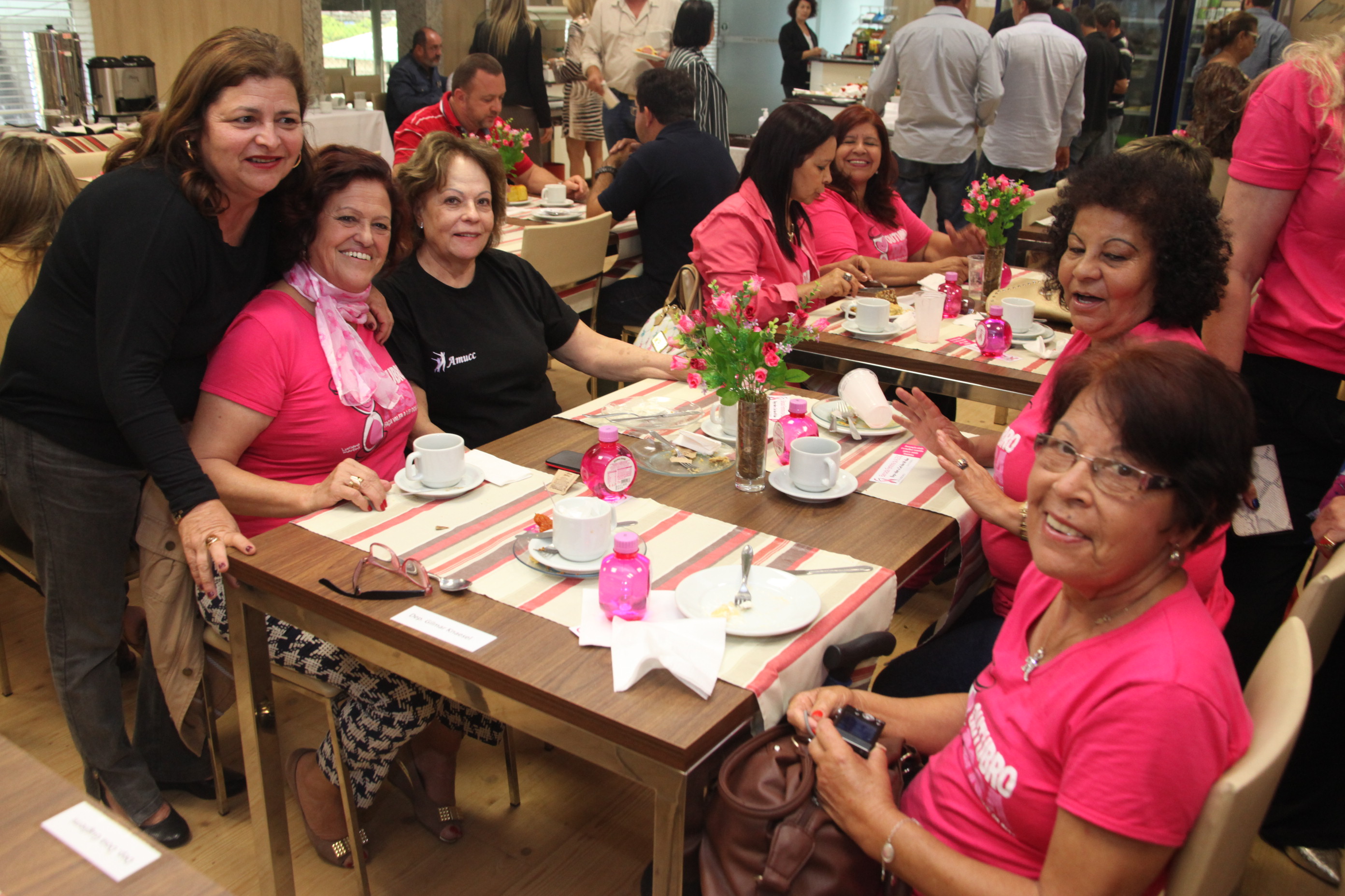 Café da Tarde - Outubro Rosa. Foto: Fábio Queiroz / Agência AL