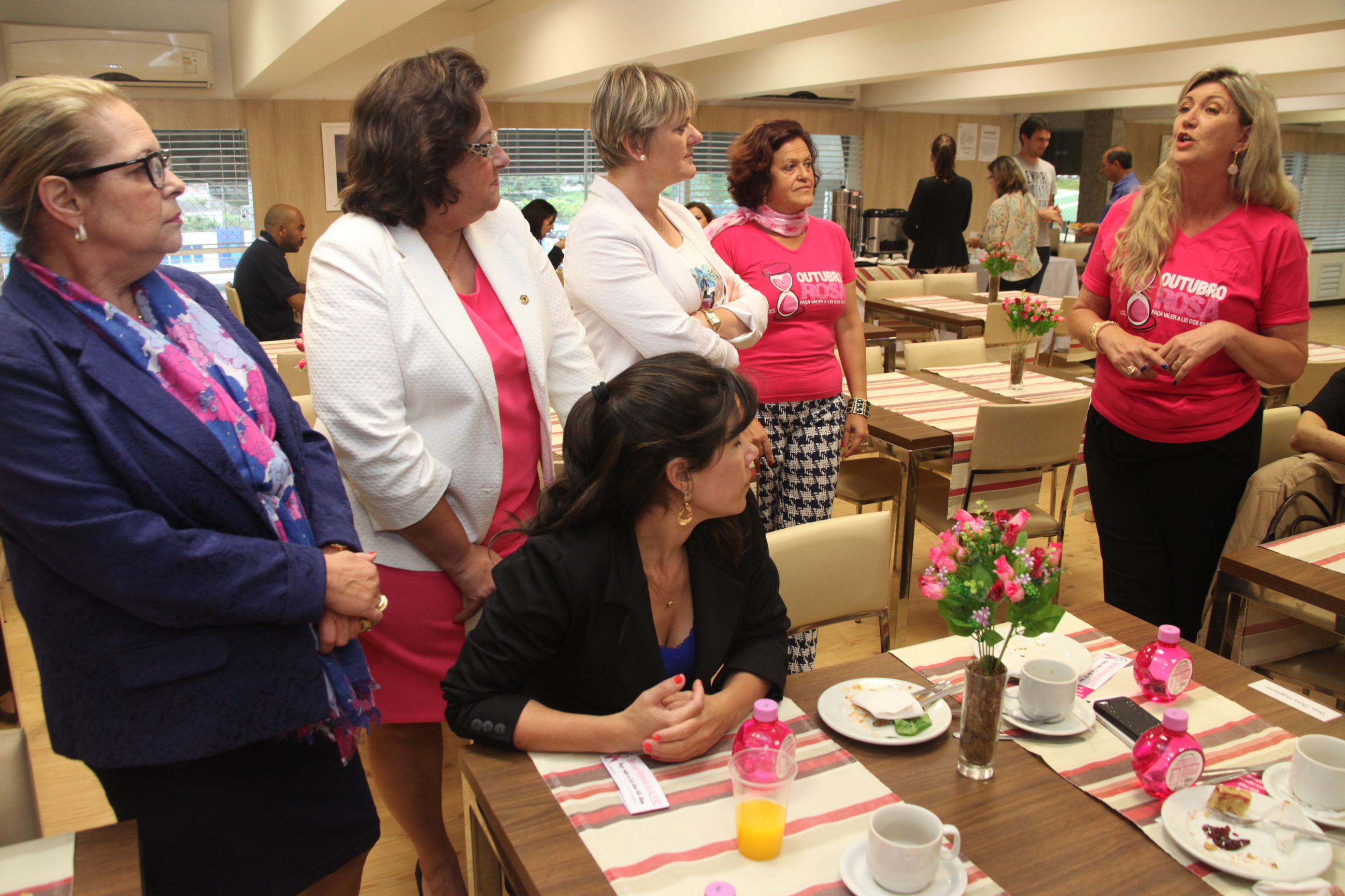 Café da Tarde - Outubro Rosa. Foto: Fábio Queiroz / Agência AL