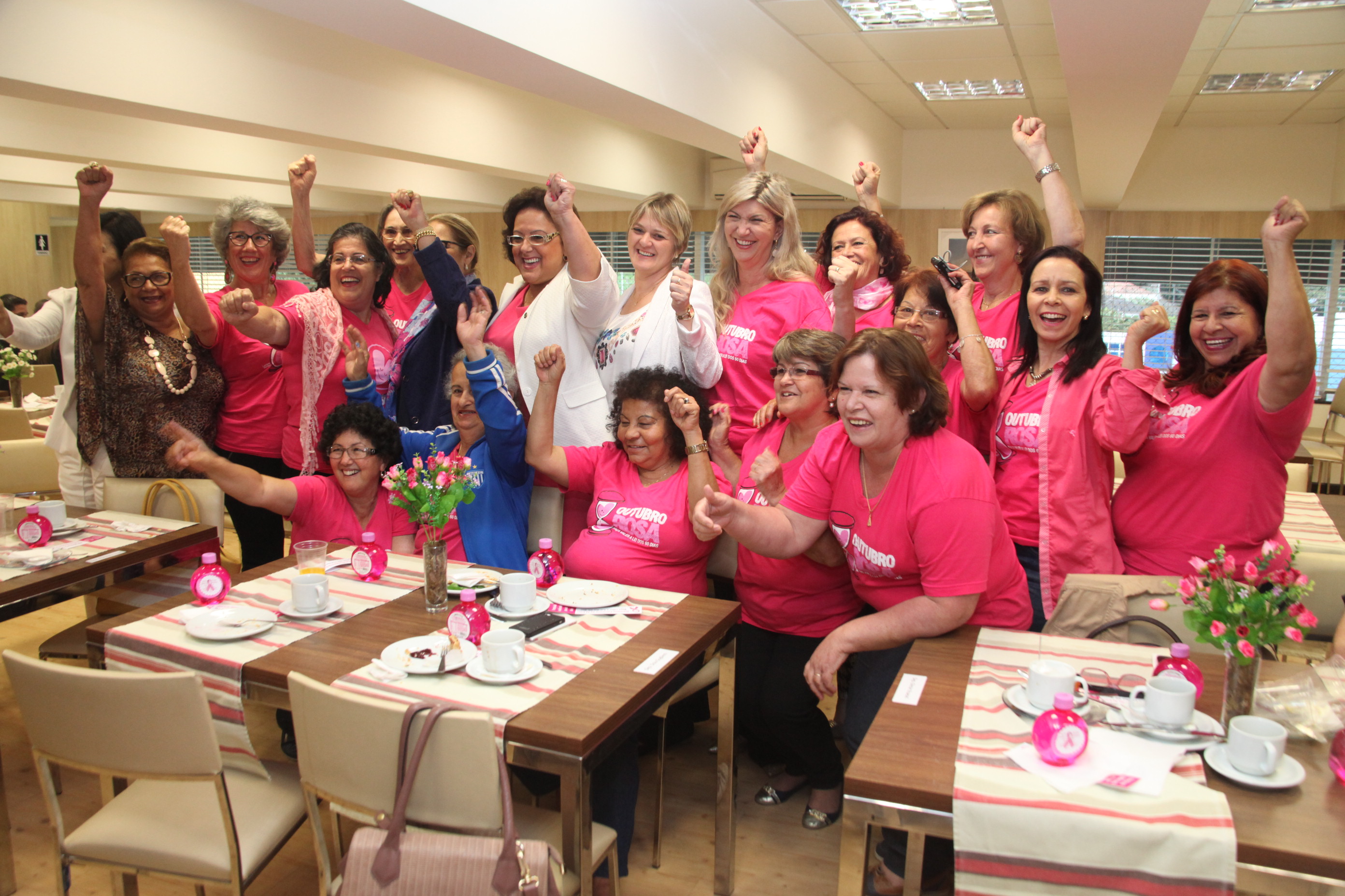Café da Tarde - Outubro Rosa. Foto: Fábio Queiroz / Agência AL
