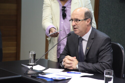 Deputado José  Milton: “Estado precisa investir para enfrentar tecnologia dos fraudadores de leite”